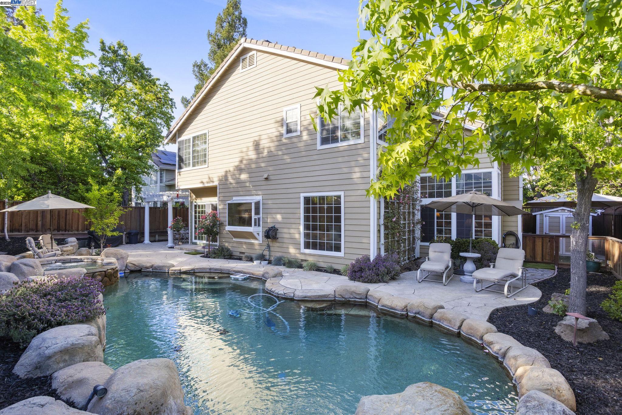 Detail Gallery Image 50 of 58 For 304 Avondale Lane, Livermore,  CA 94551-8287 - 4 Beds | 3/1 Baths