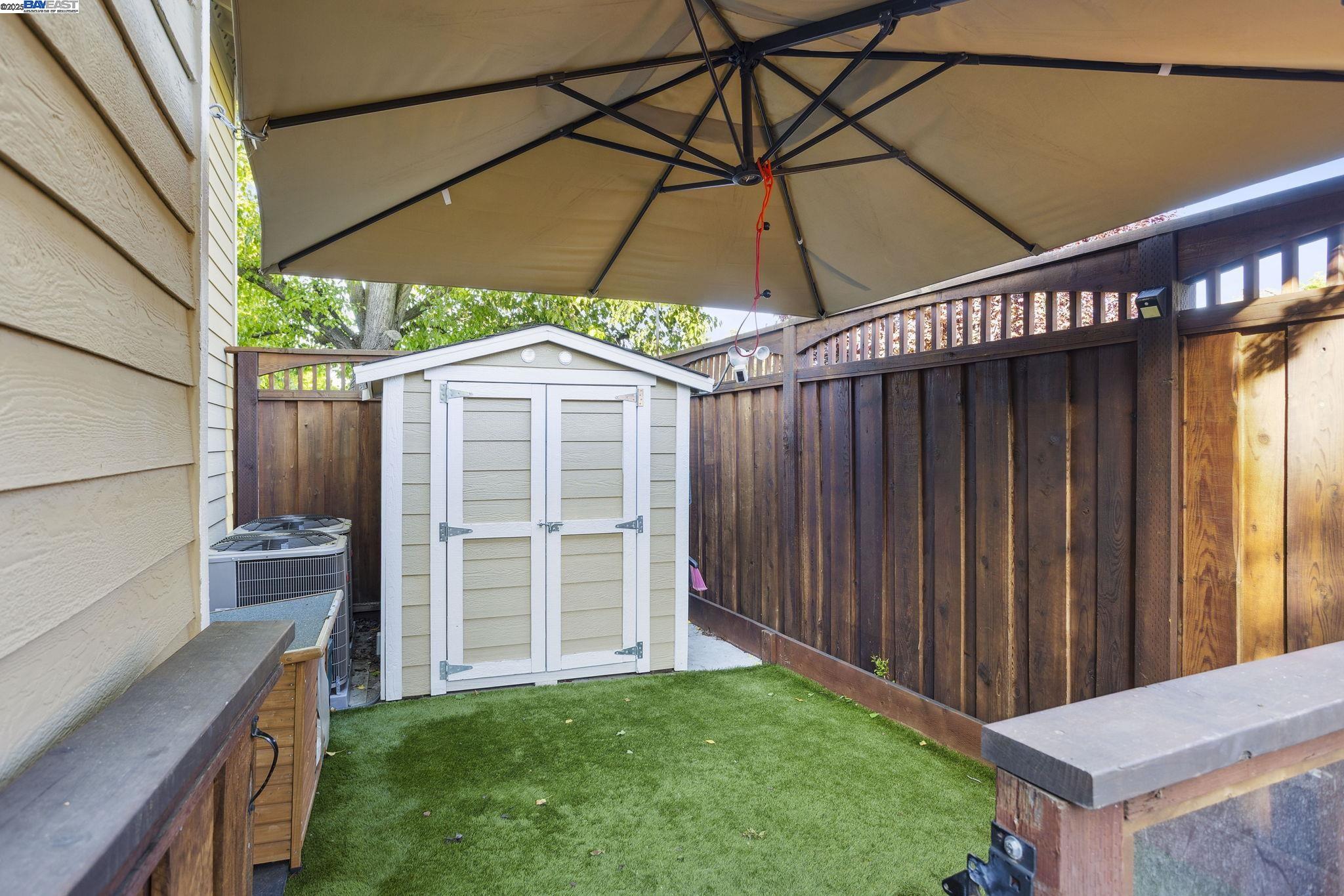 Detail Gallery Image 55 of 58 For 304 Avondale Lane, Livermore,  CA 94551-8287 - 4 Beds | 3/1 Baths