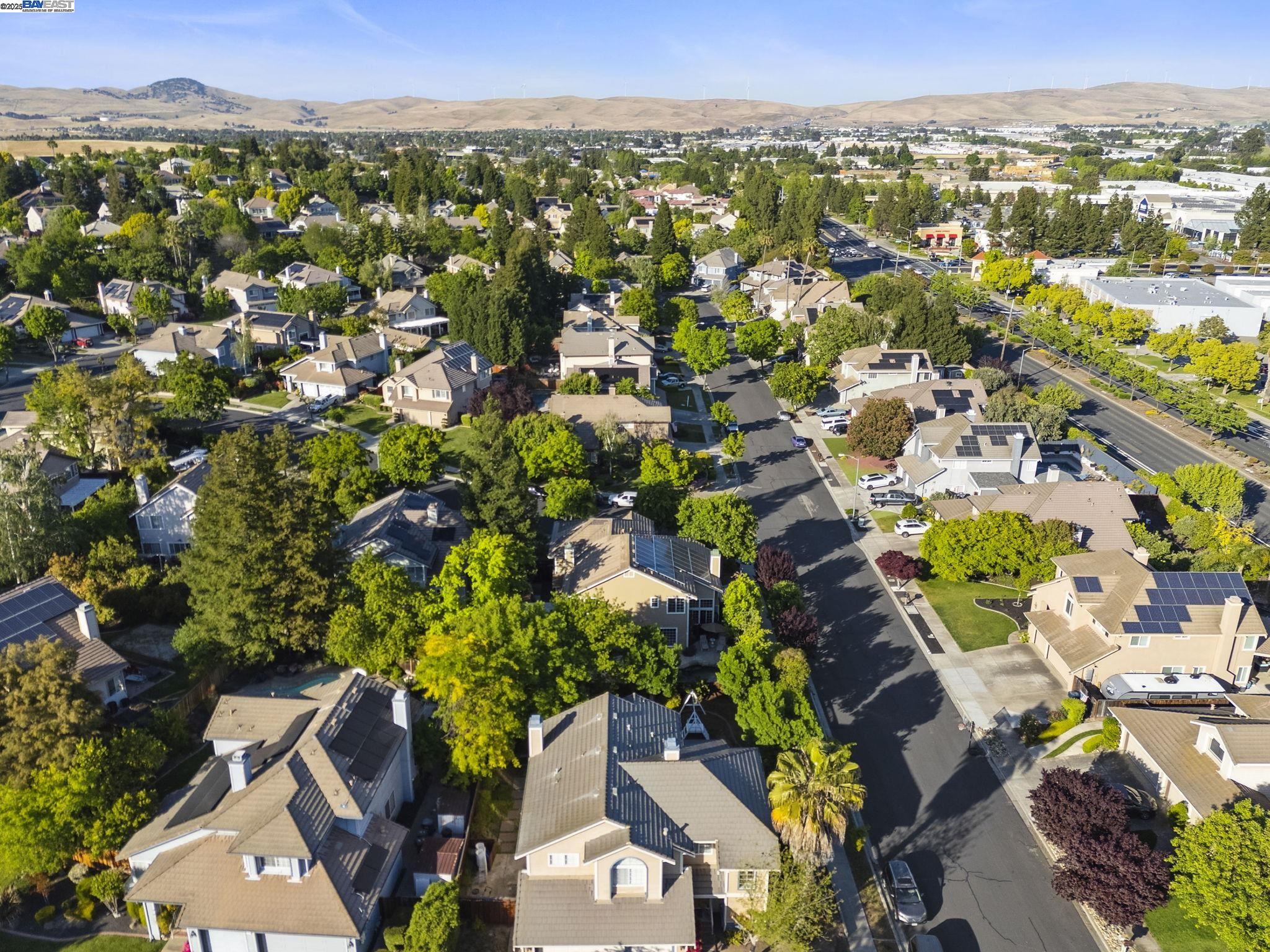 Detail Gallery Image 56 of 58 For 304 Avondale Lane, Livermore,  CA 94551-8287 - 4 Beds | 3/1 Baths