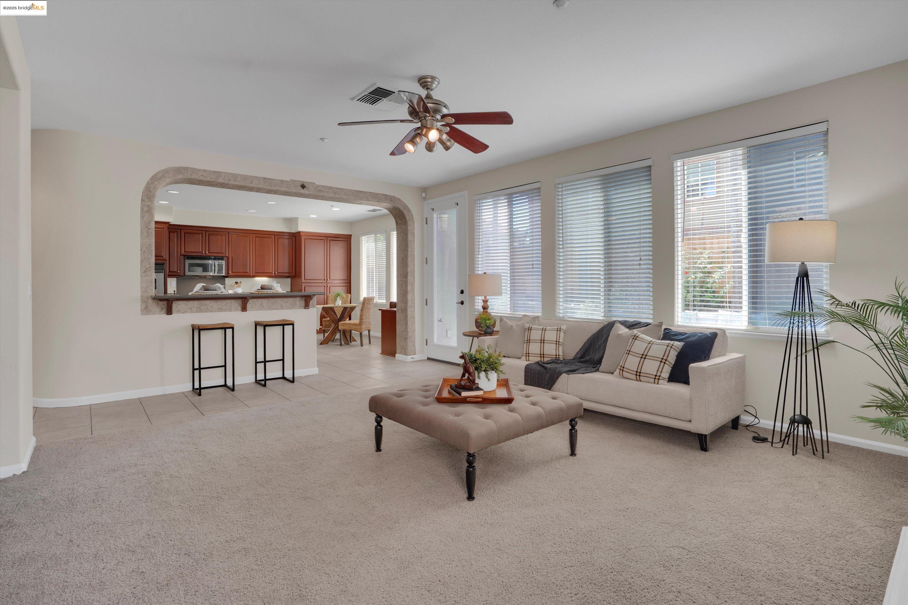 Detail Gallery Image 14 of 44 For 1613 Dawnview Dr, Brentwood,  CA 94513 - 5 Beds | 3 Baths