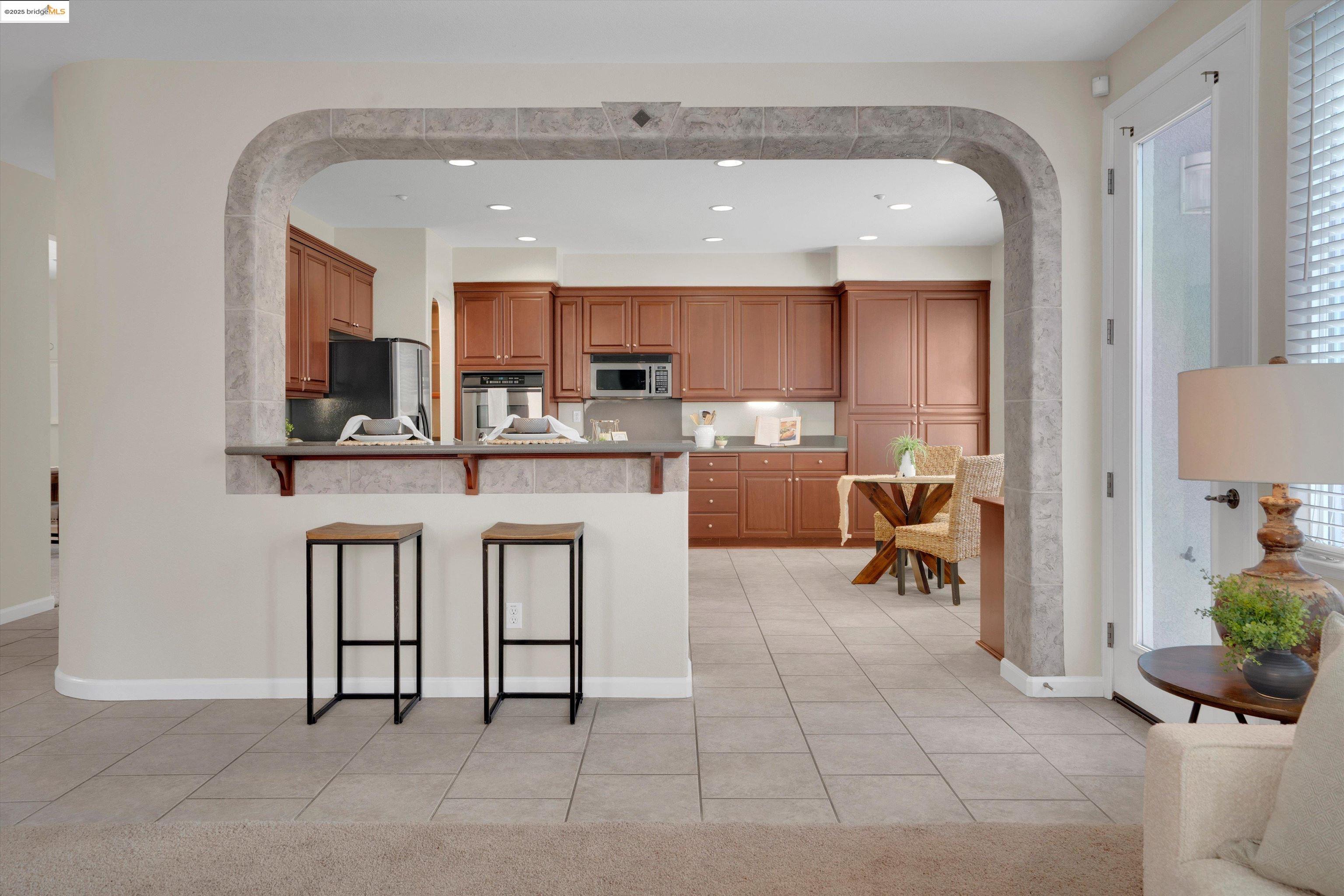 Detail Gallery Image 15 of 44 For 1613 Dawnview Dr, Brentwood,  CA 94513 - 5 Beds | 3 Baths