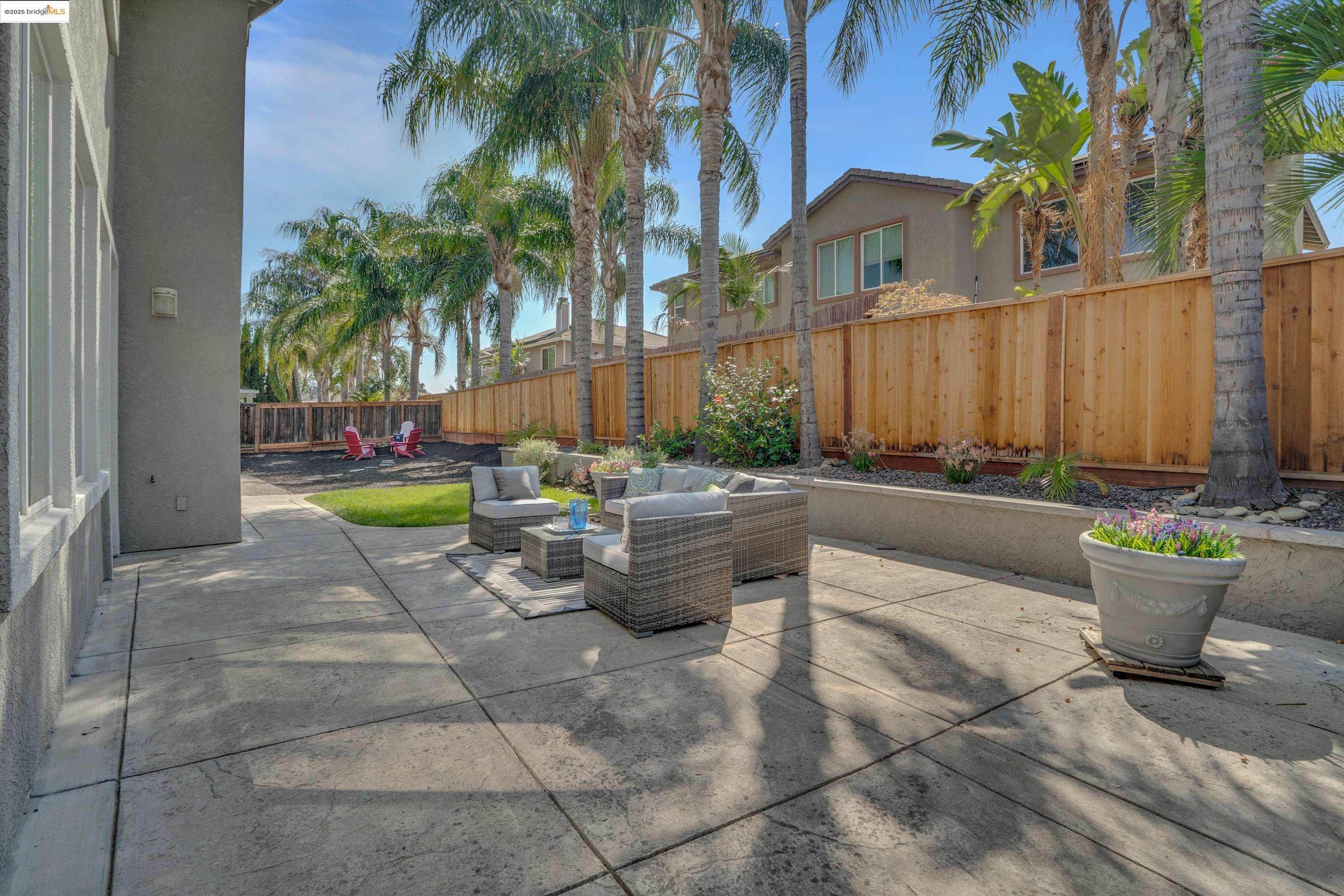 Detail Gallery Image 35 of 44 For 1613 Dawnview Dr, Brentwood,  CA 94513 - 5 Beds | 3 Baths