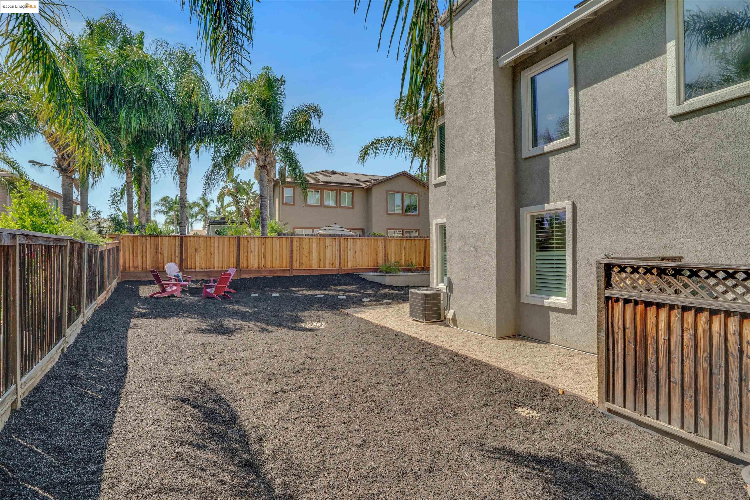 Detail Gallery Image 37 of 44 For 1613 Dawnview Dr, Brentwood,  CA 94513 - 5 Beds | 3 Baths