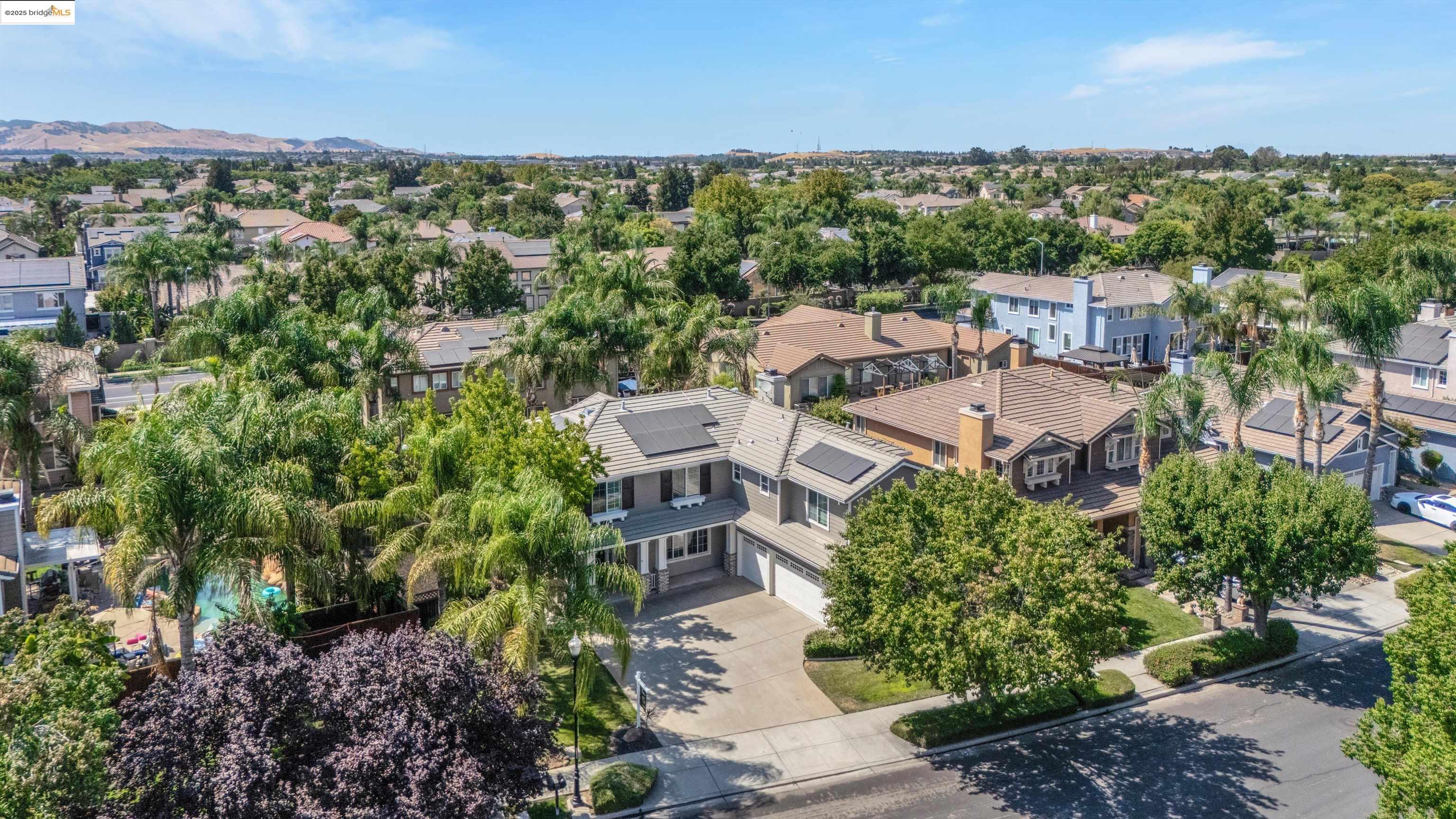 Detail Gallery Image 38 of 44 For 1613 Dawnview Dr, Brentwood,  CA 94513 - 5 Beds | 3 Baths