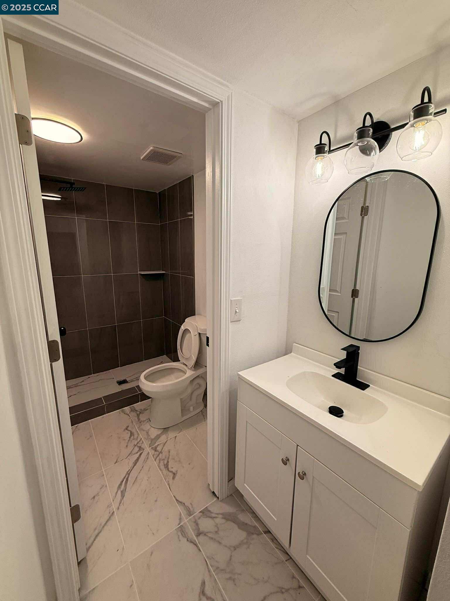 Detail Gallery Image 13 of 47 For 314 Washington St, Vallejo,  CA 94590 - 5 Beds | 2/1 Baths