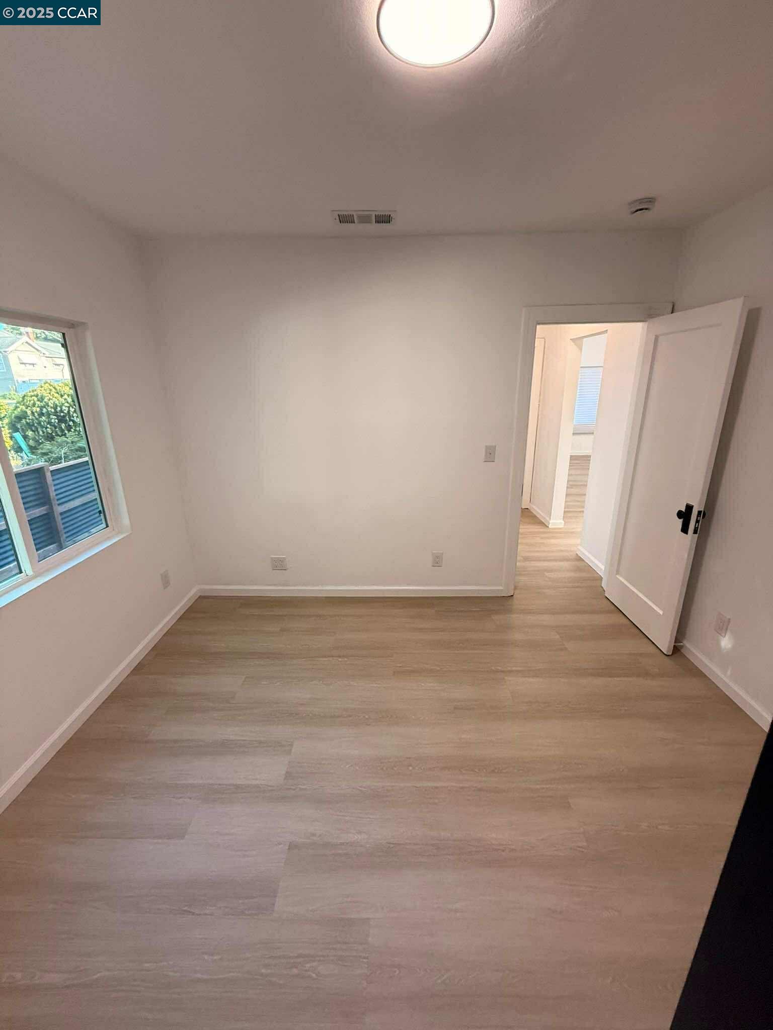 Detail Gallery Image 19 of 47 For 314 Washington St, Vallejo,  CA 94590 - 5 Beds | 2/1 Baths