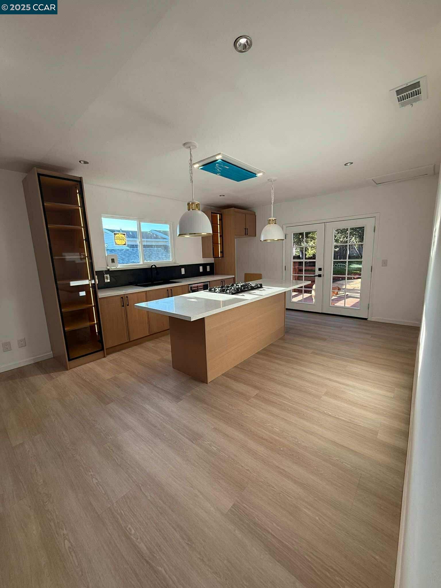 Detail Gallery Image 20 of 47 For 314 Washington St, Vallejo,  CA 94590 - 5 Beds | 2/1 Baths