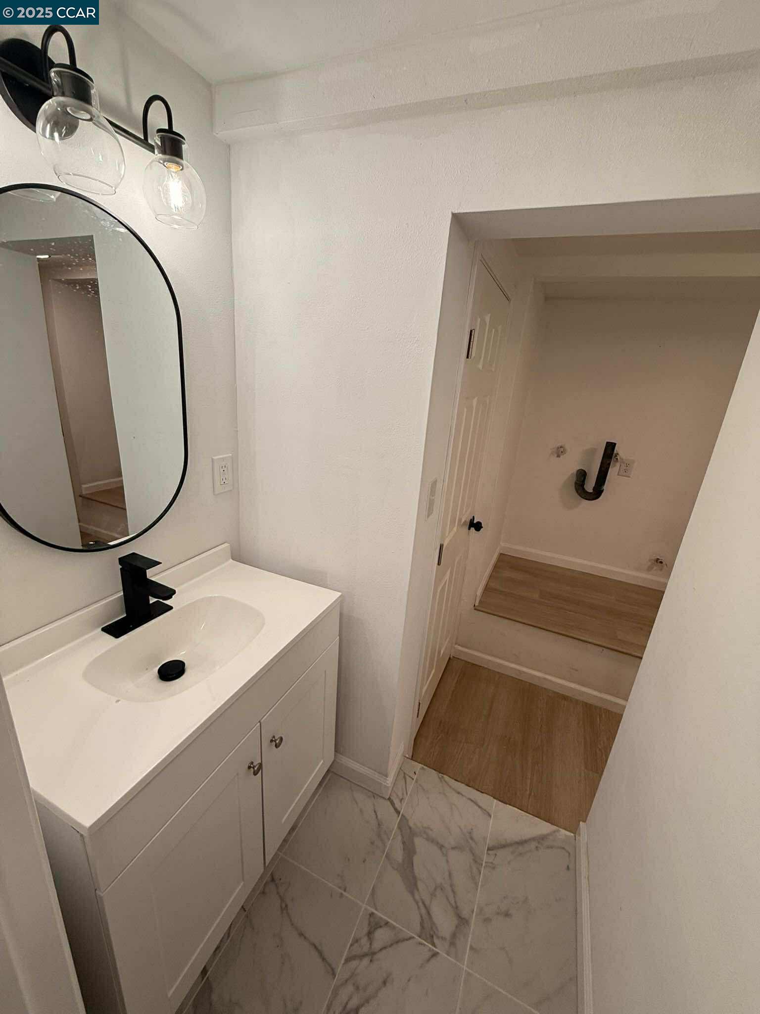 Detail Gallery Image 9 of 47 For 314 Washington St, Vallejo,  CA 94590 - 5 Beds | 2/1 Baths