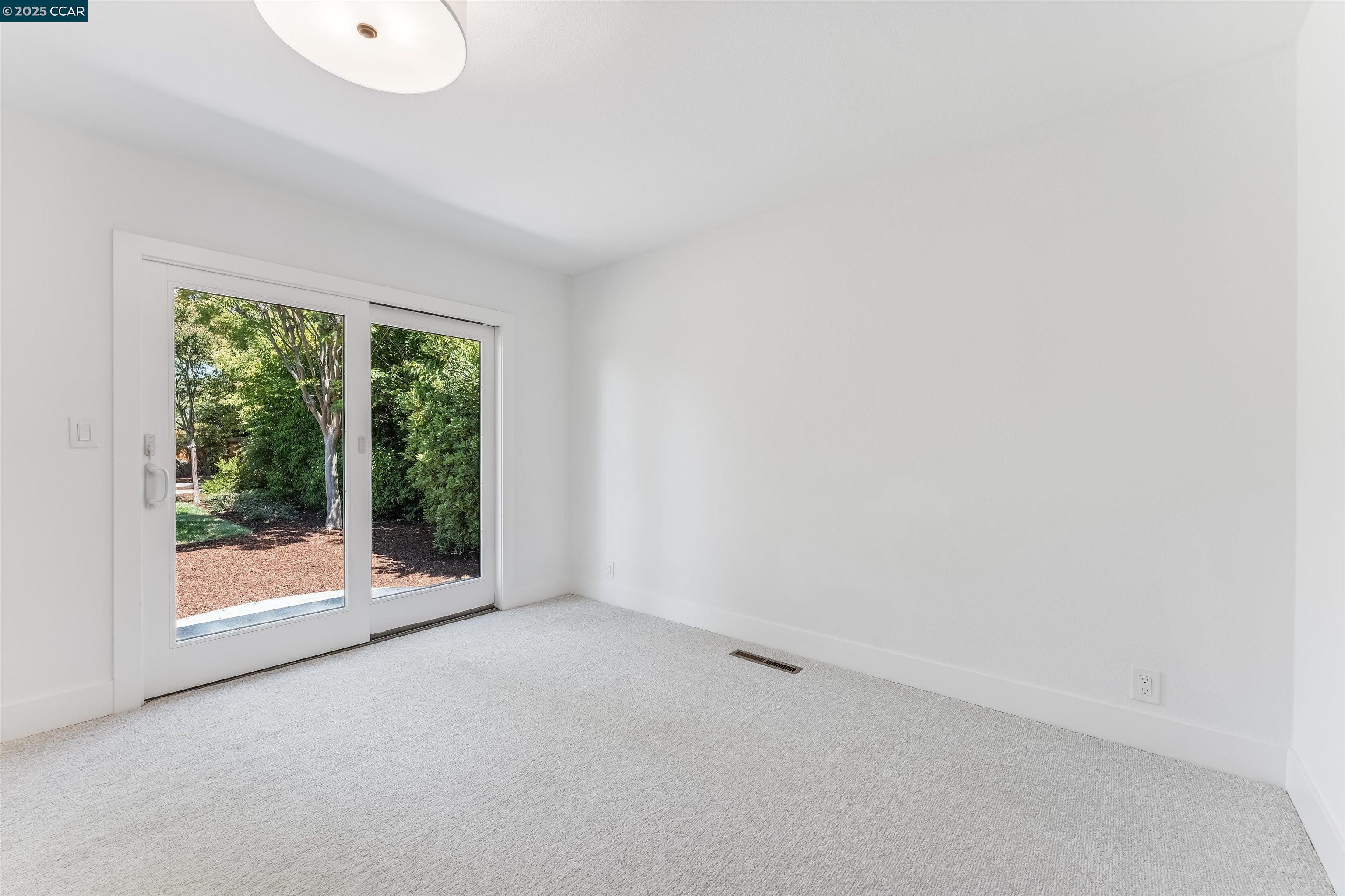 Detail Gallery Image 36 of 40 For 145 Pickering, Walnut Creek,  CA 94598 - 4 Beds | 2 Baths
