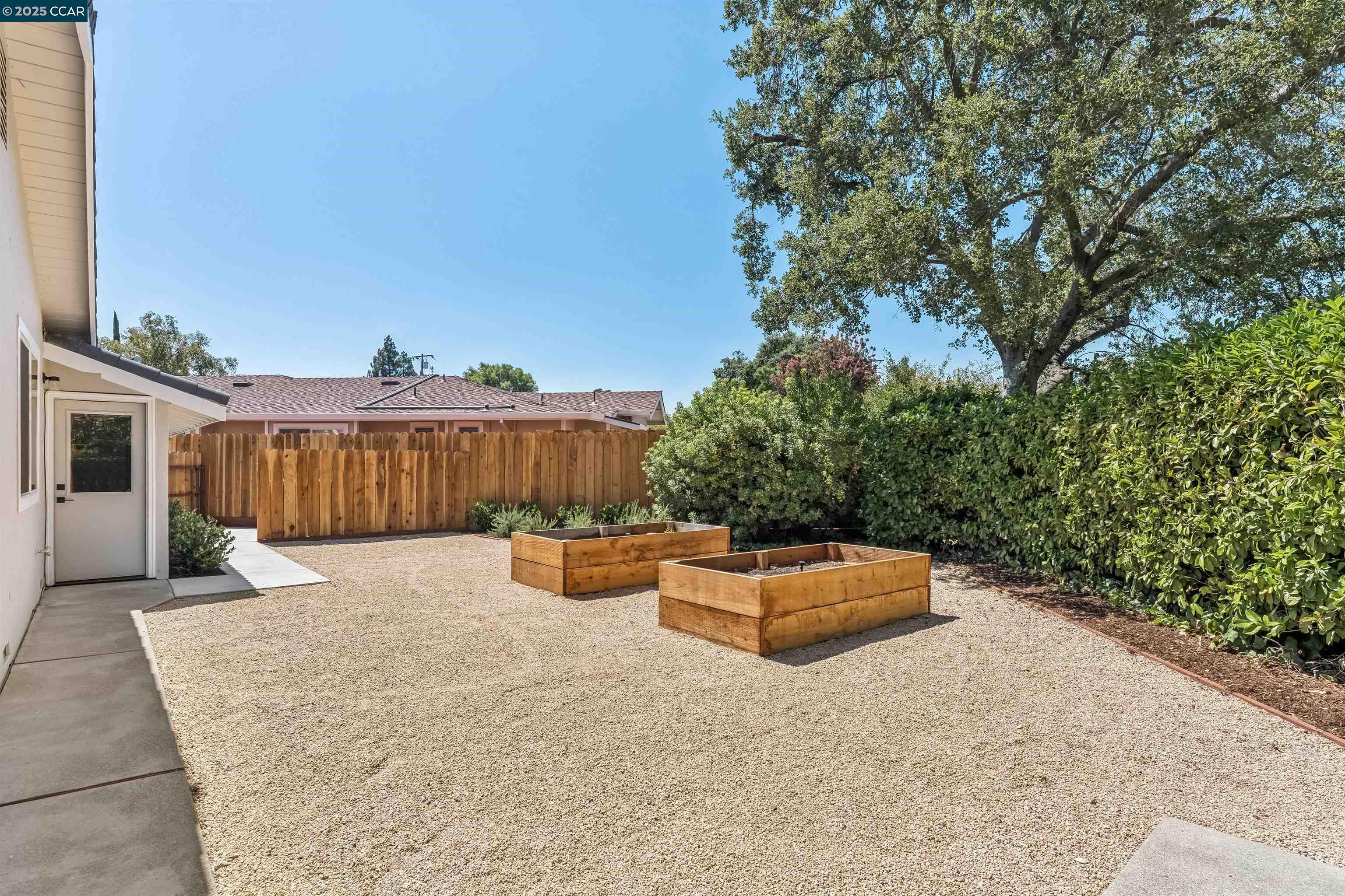 Detail Gallery Image 37 of 40 For 145 Pickering, Walnut Creek,  CA 94598 - 4 Beds | 2 Baths