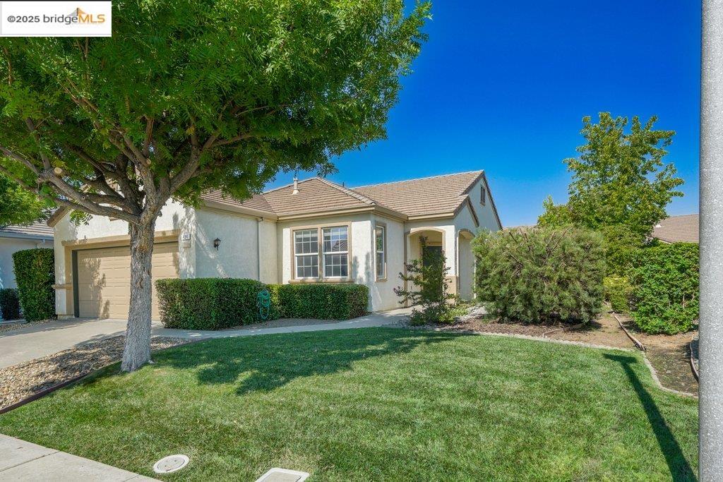 Detail Gallery Image 5 of 29 For 484 Summer Red Way, Brentwood,  CA 94513 - 2 Beds | 2 Baths
