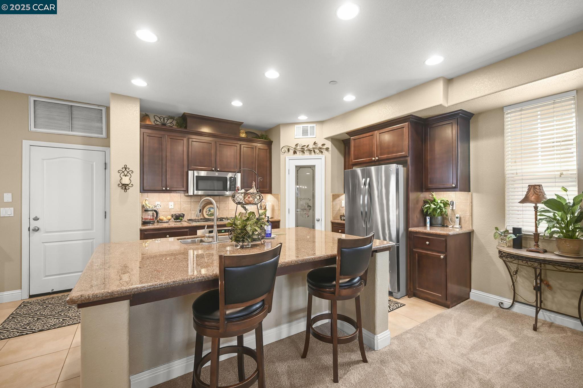 Detail Gallery Image 17 of 38 For 1101 Beau Ave, Brentwood,  CA 94513 - 4 Beds | 2/1 Baths