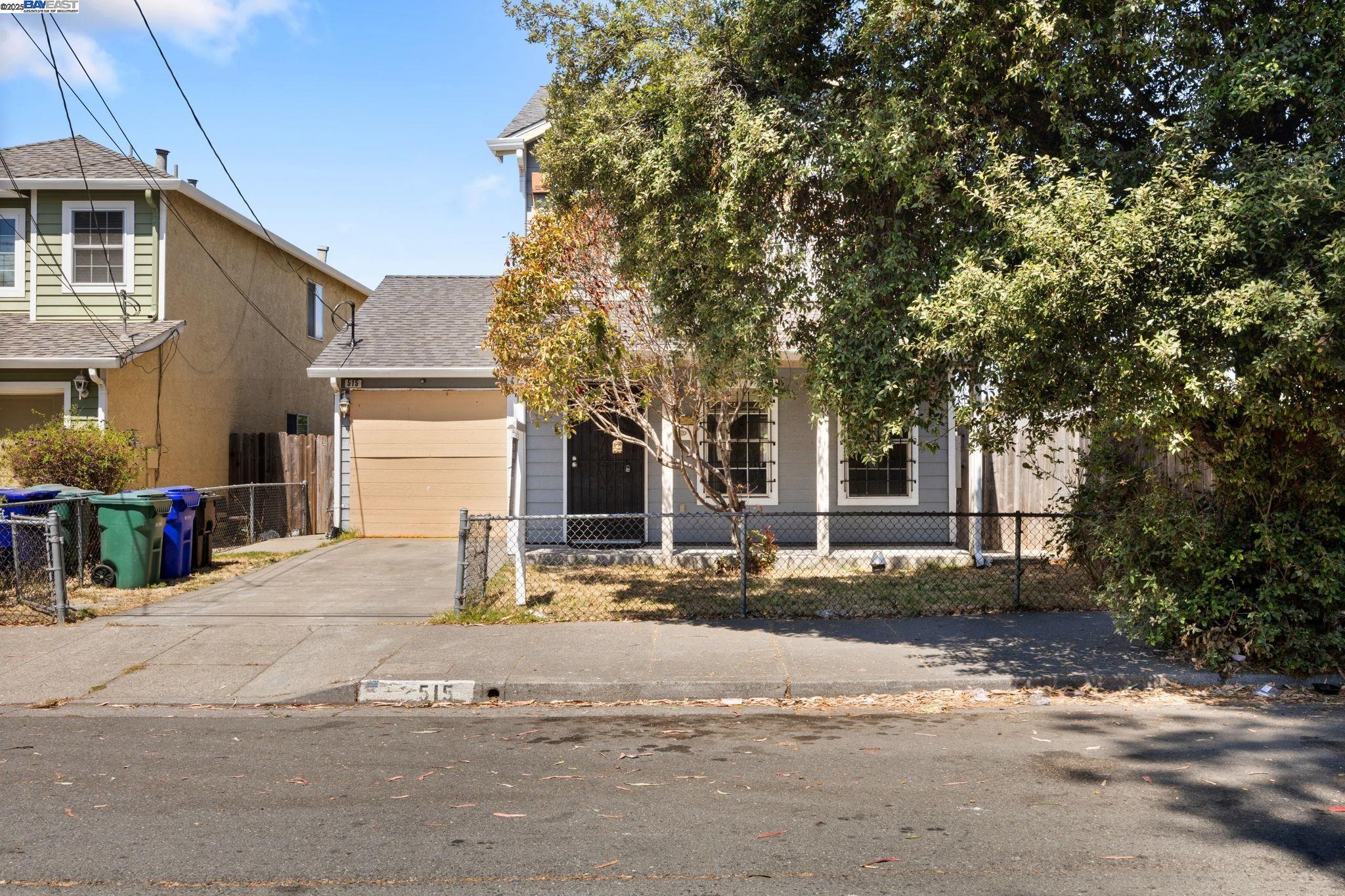 Detail Gallery Image 2 of 37 For 515 Alamo Ave, Richmond,  CA 94801 - 3 Beds | 2/1 Baths