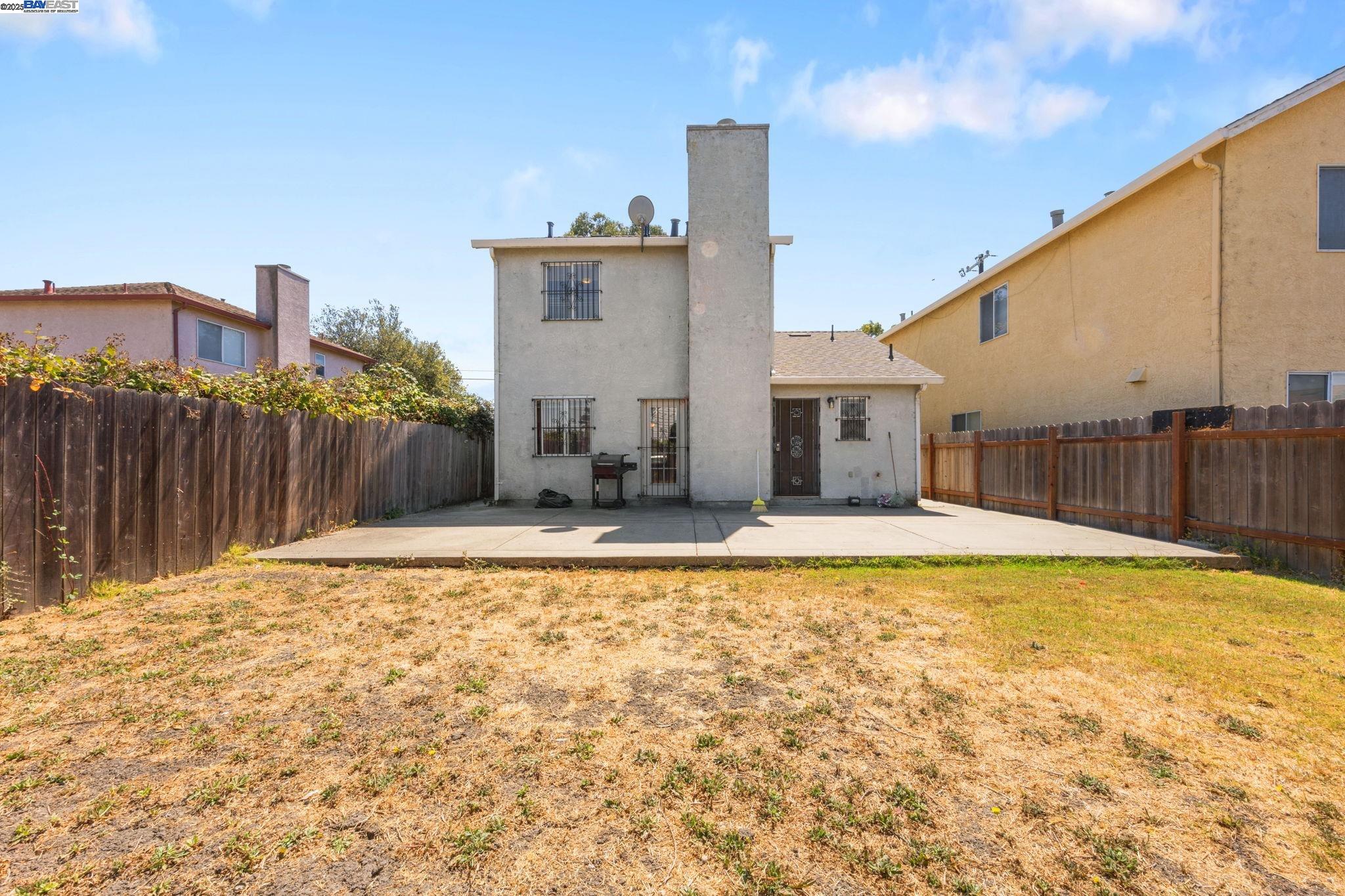 Detail Gallery Image 16 of 37 For 515 Alamo Ave, Richmond,  CA 94801 - 3 Beds | 2/1 Baths