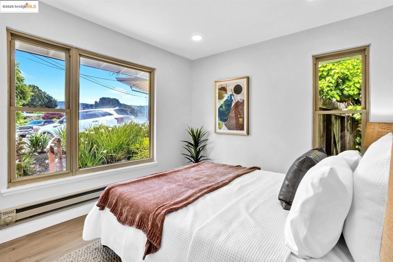 Detail Gallery Image 6 of 29 For 4369 Nelson Dr, Richmond,  CA 94803 - 4 Beds | 3 Baths