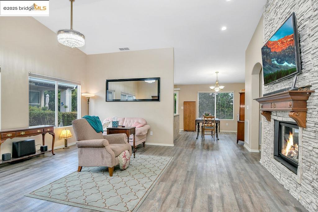 Detail Gallery Image 3 of 29 For 544 Birch Ridge Dr, Rio Vista,  CA 94571 - 2 Beds | 2 Baths