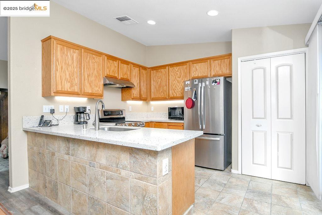 Detail Gallery Image 10 of 29 For 544 Birch Ridge Dr, Rio Vista,  CA 94571 - 2 Beds | 2 Baths