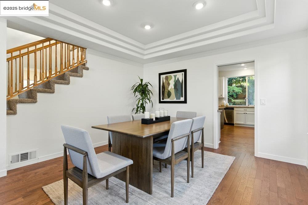 Detail Gallery Image 14 of 60 For 205 Dandelion Ln, San Ramon,  CA 94582 - 4 Beds | 3 Baths