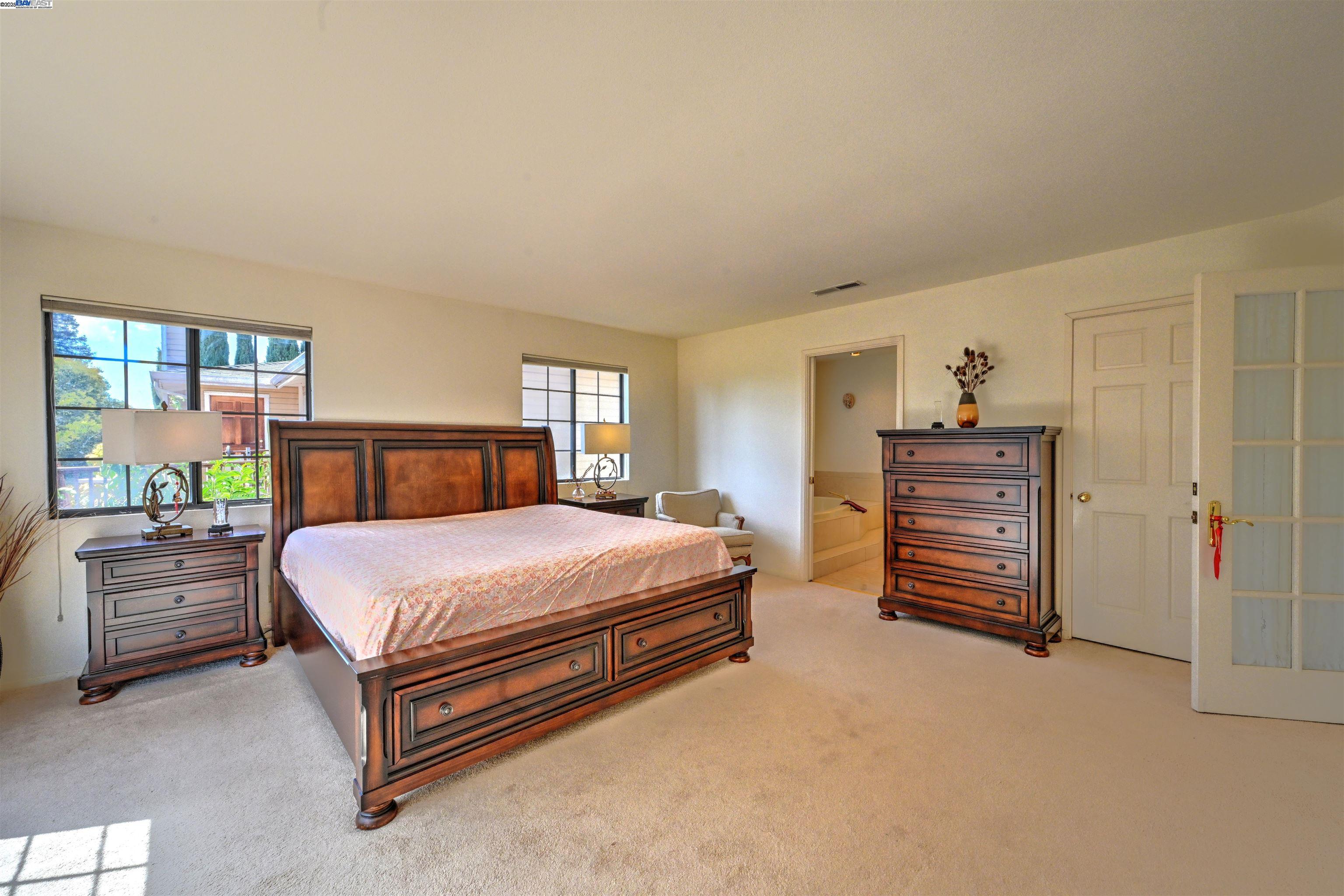 Detail Gallery Image 19 of 36 For 4347 Moreland Dr, Castro Valley,  CA 94546 - 4 Beds | 3 Baths