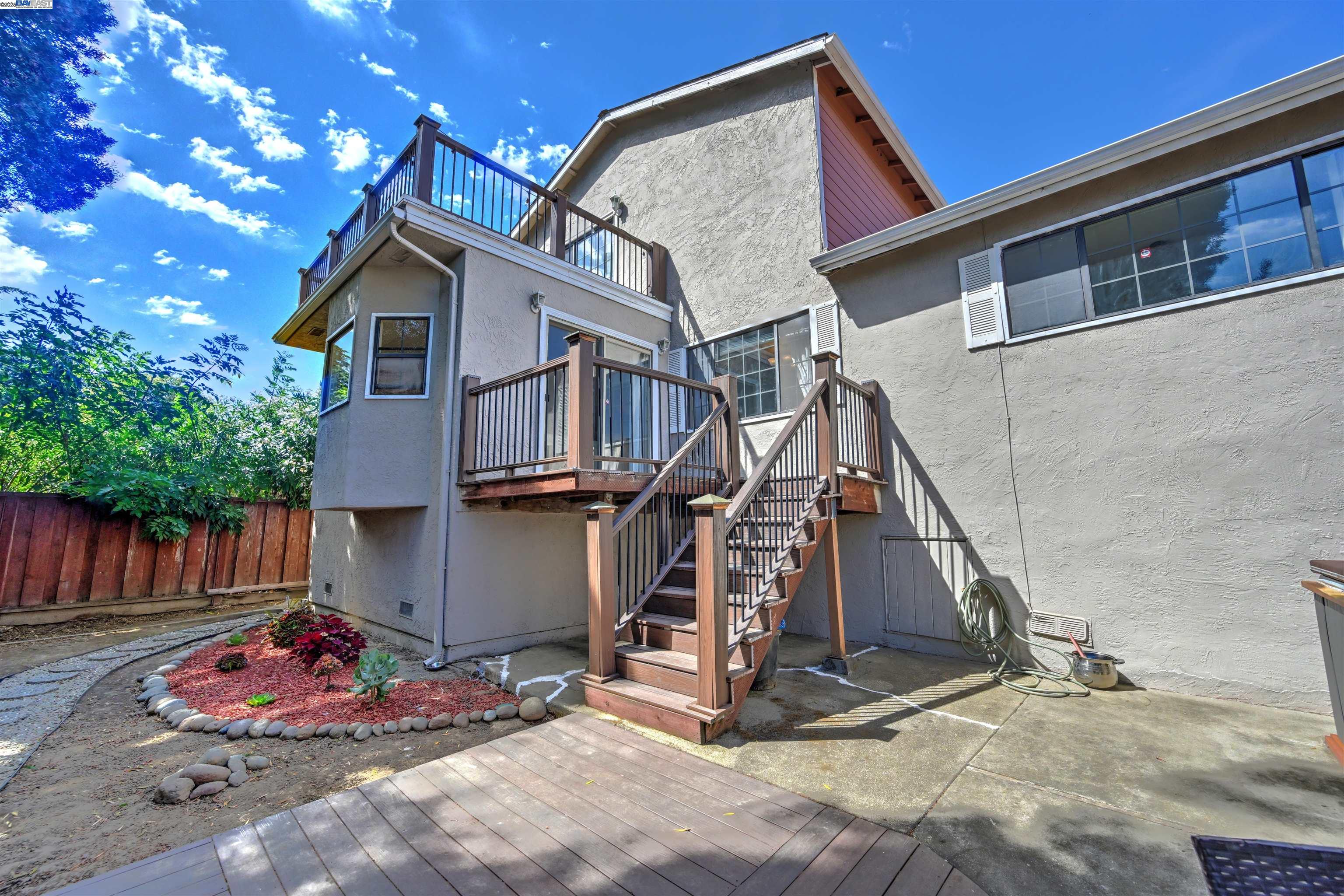 Detail Gallery Image 33 of 36 For 4347 Moreland Dr, Castro Valley,  CA 94546 - 4 Beds | 3 Baths