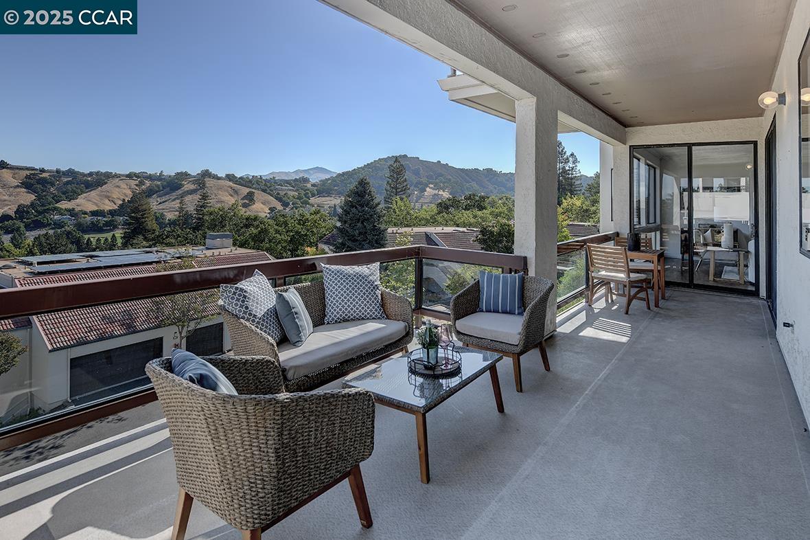 Detail Gallery Image 22 of 57 For 3663 Terra Granada Dr 1a,  Walnut Creek,  CA 94595 - 2 Beds | 2 Baths