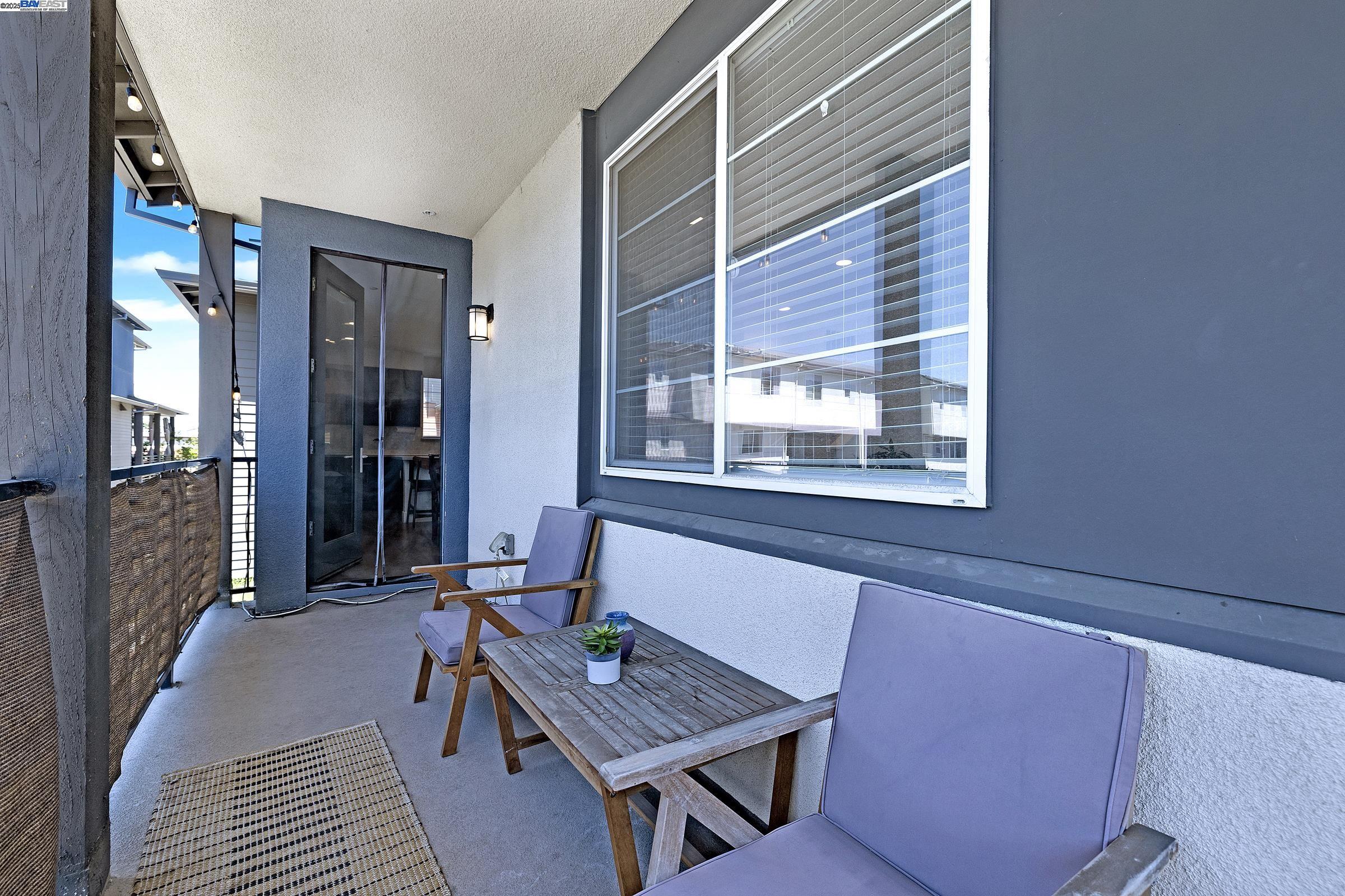 Detail Gallery Image 26 of 29 For 235 Dash Ct, Hayward,  CA 94544 - 3 Beds | 3/1 Baths
