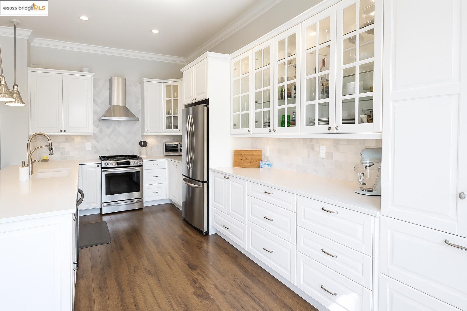 Detail Gallery Image 10 of 26 For 2072 Bridgeport Loop, Discovery Bay,  CA 94505 - 4 Beds | 3 Baths