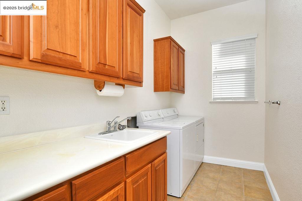 Detail Gallery Image 22 of 37 For 1785 Anastasia Dr, Brentwood,  CA 94513 - 4 Beds | 2/1 Baths