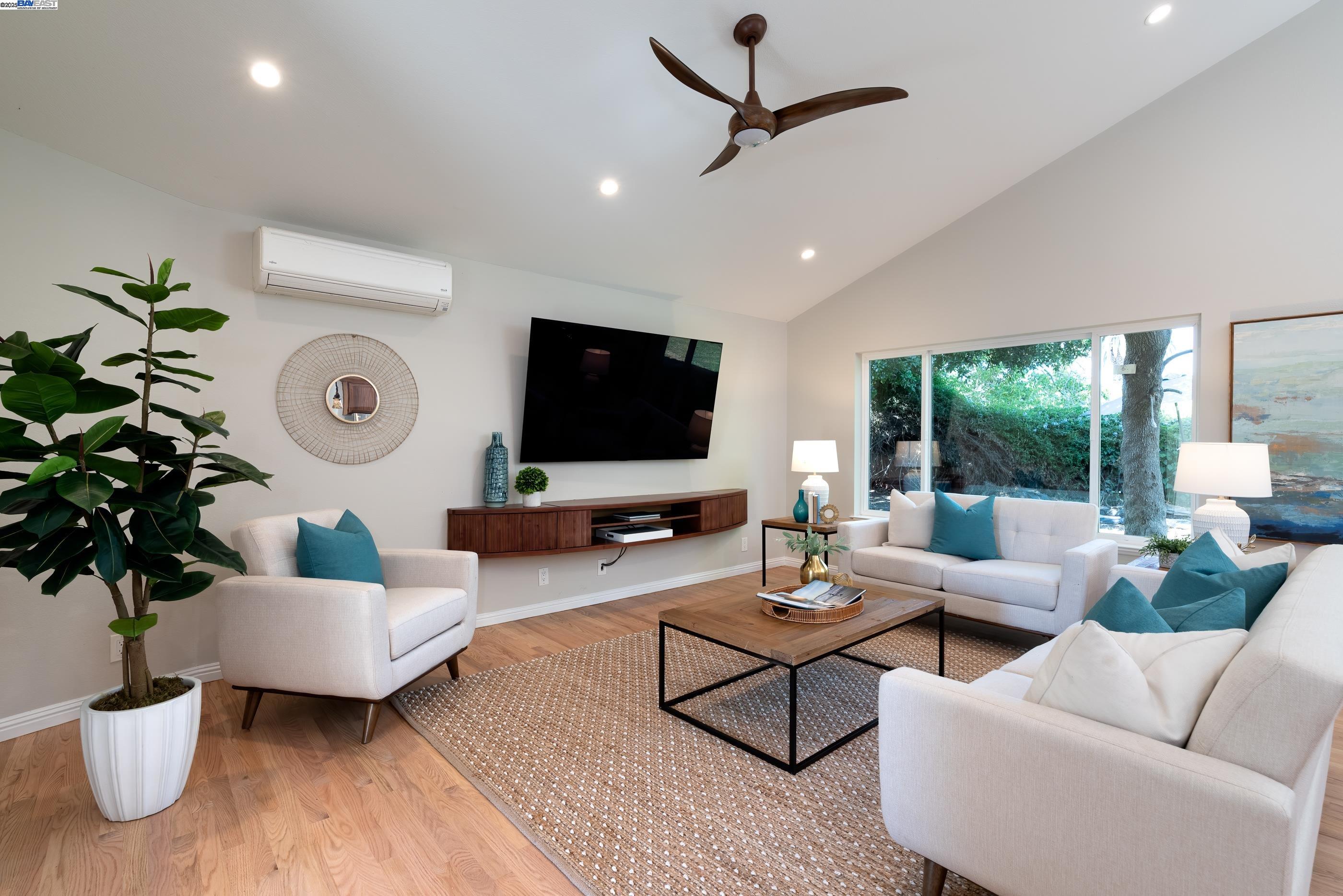 Detail Gallery Image 15 of 50 For 5268 Keeler Ct, Fremont,  CA 94536 - 3 Beds | 2/1 Baths