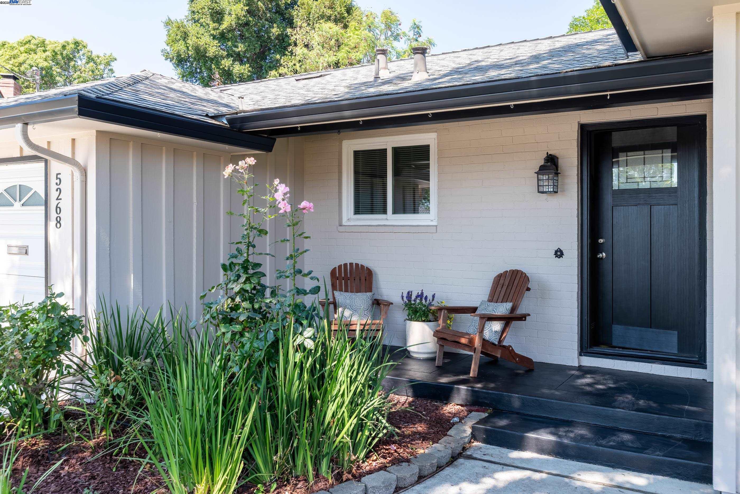 Detail Gallery Image 4 of 50 For 5268 Keeler Ct, Fremont,  CA 94536 - 3 Beds | 2/1 Baths