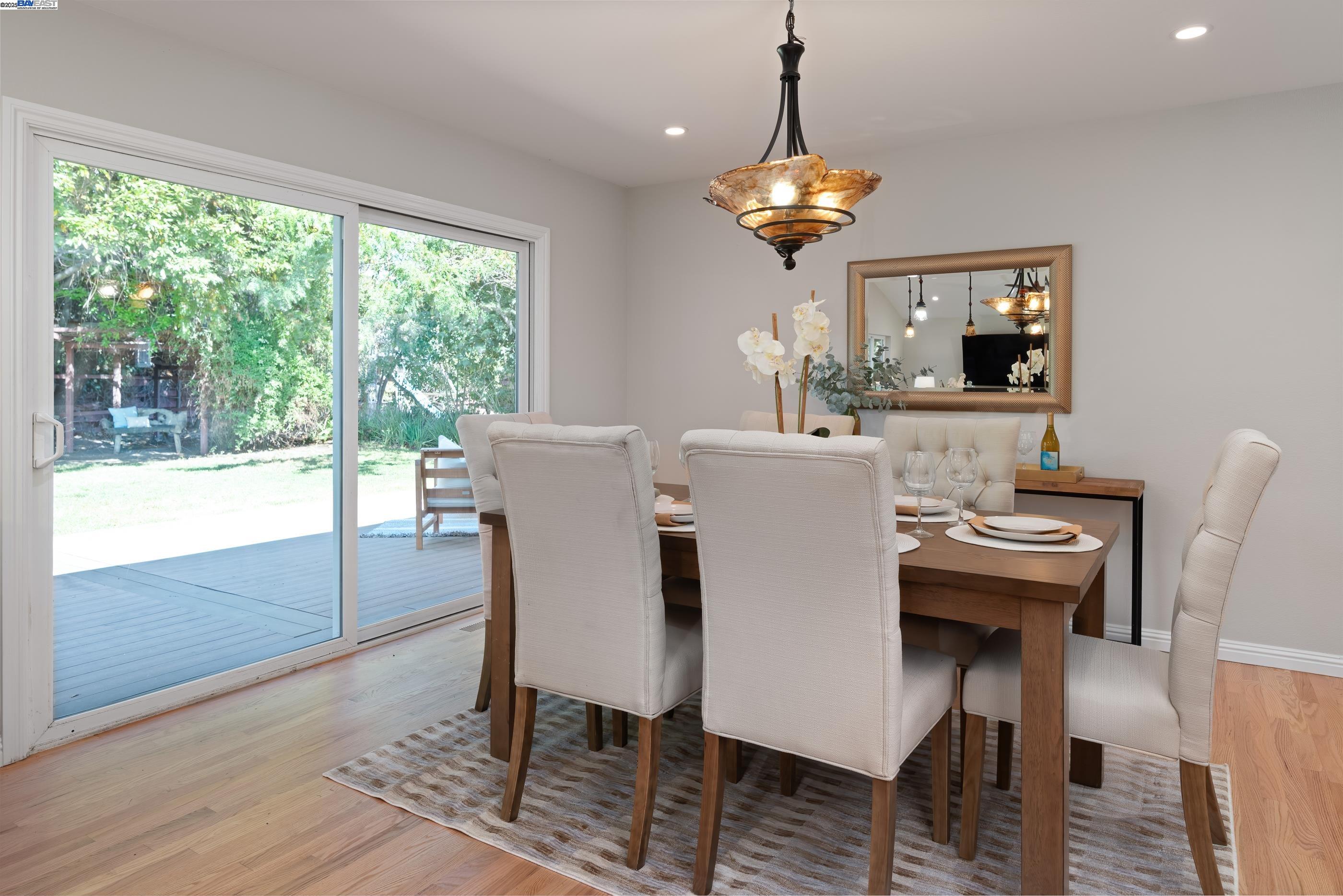Detail Gallery Image 7 of 50 For 5268 Keeler Ct, Fremont,  CA 94536 - 3 Beds | 2/1 Baths