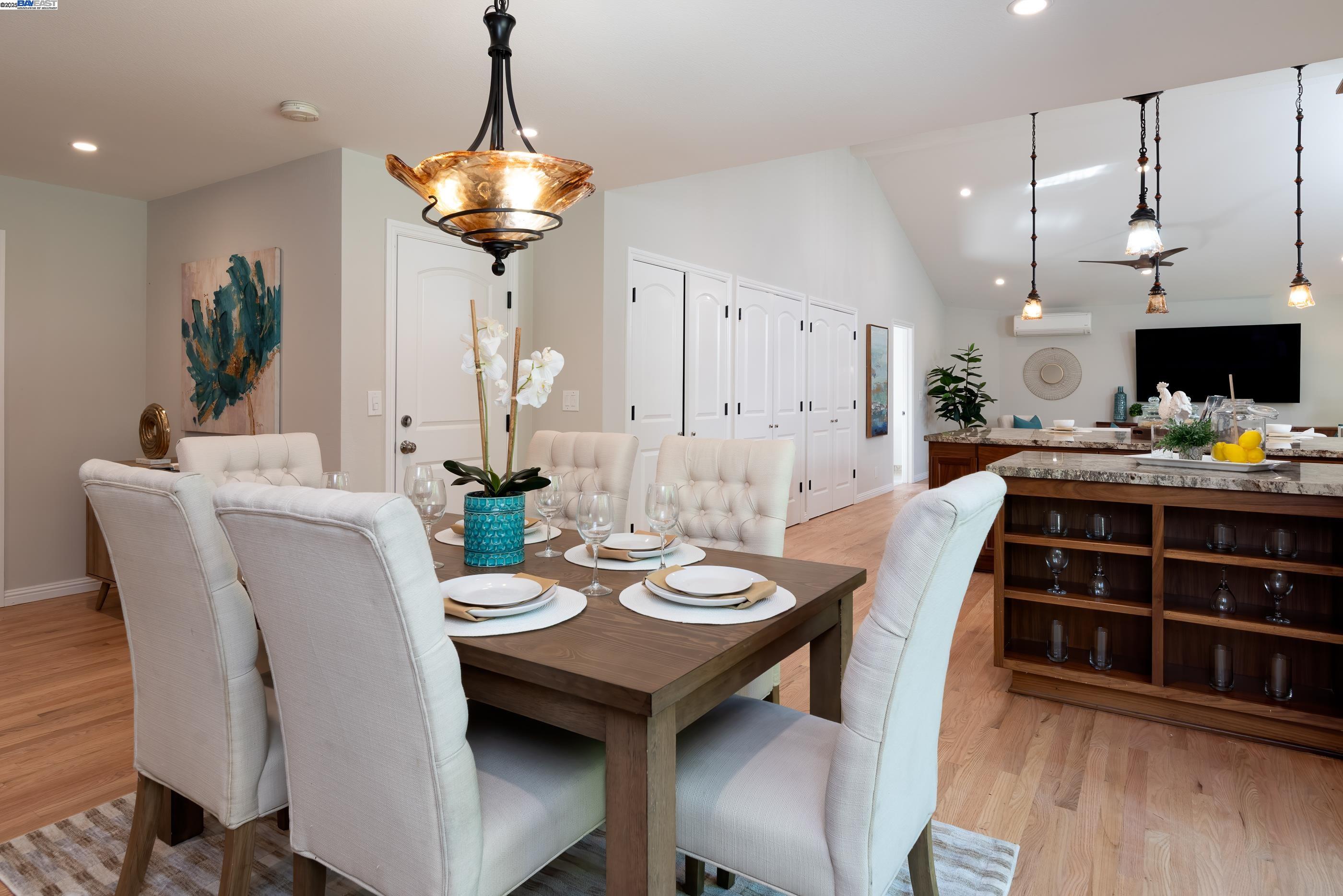 Detail Gallery Image 8 of 50 For 5268 Keeler Ct, Fremont,  CA 94536 - 3 Beds | 2/1 Baths