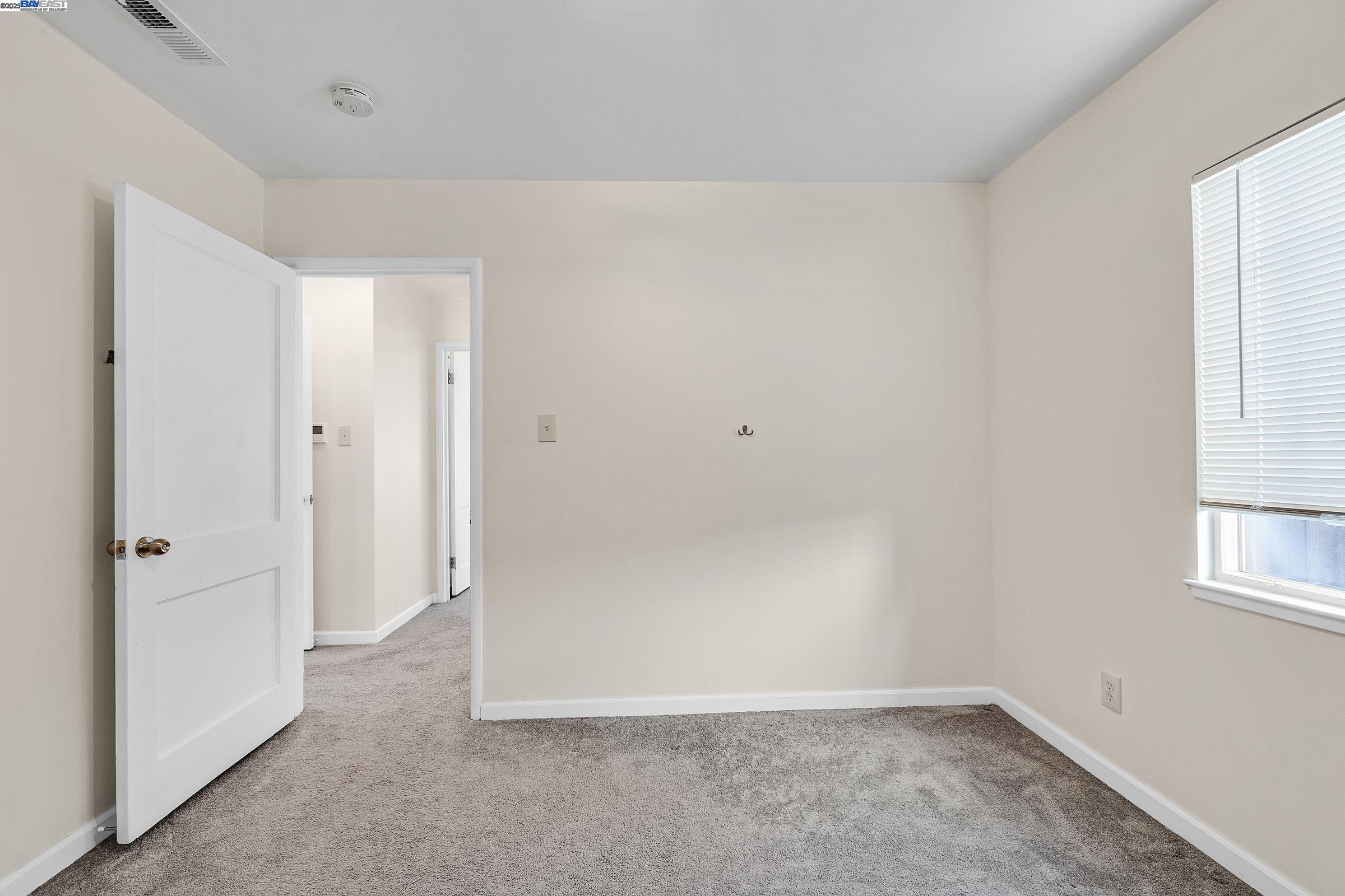 Detail Gallery Image 24 of 33 For 3414 Pine St, Castro Valley,  CA 94546 - 3 Beds | 1 Baths