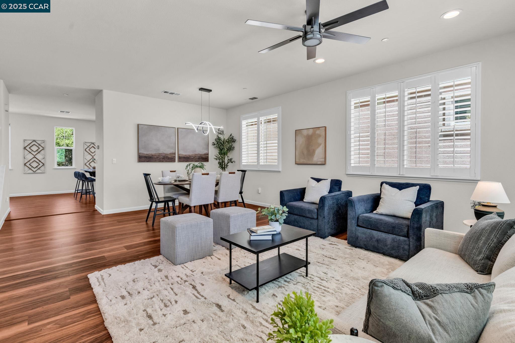 Detail Gallery Image 14 of 42 For 6983 Alamo Creek Trl, Dublin,  CA 94568 - 4 Beds | 3/1 Baths