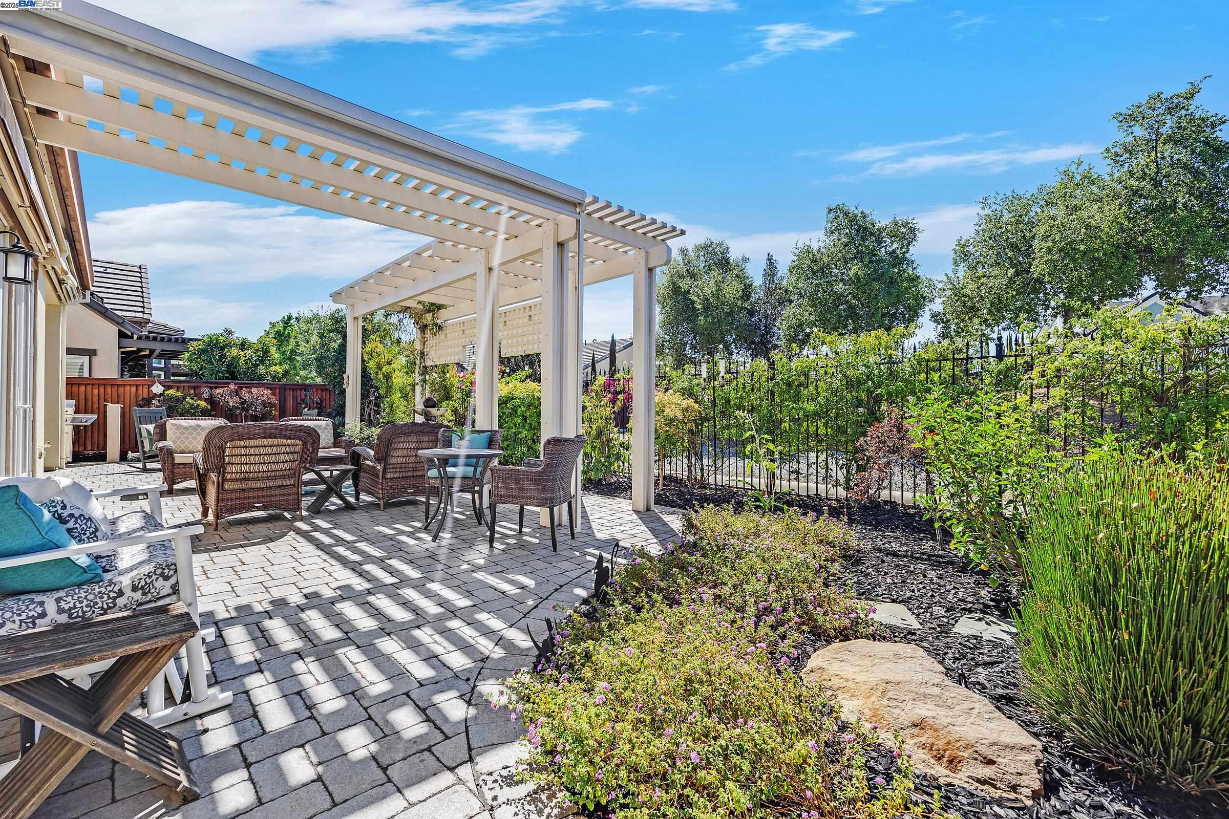 Detail Gallery Image 33 of 60 For 1737 Chardonnay Ln, Brentwood,  CA 94513 - 2 Beds | 2/1 Baths