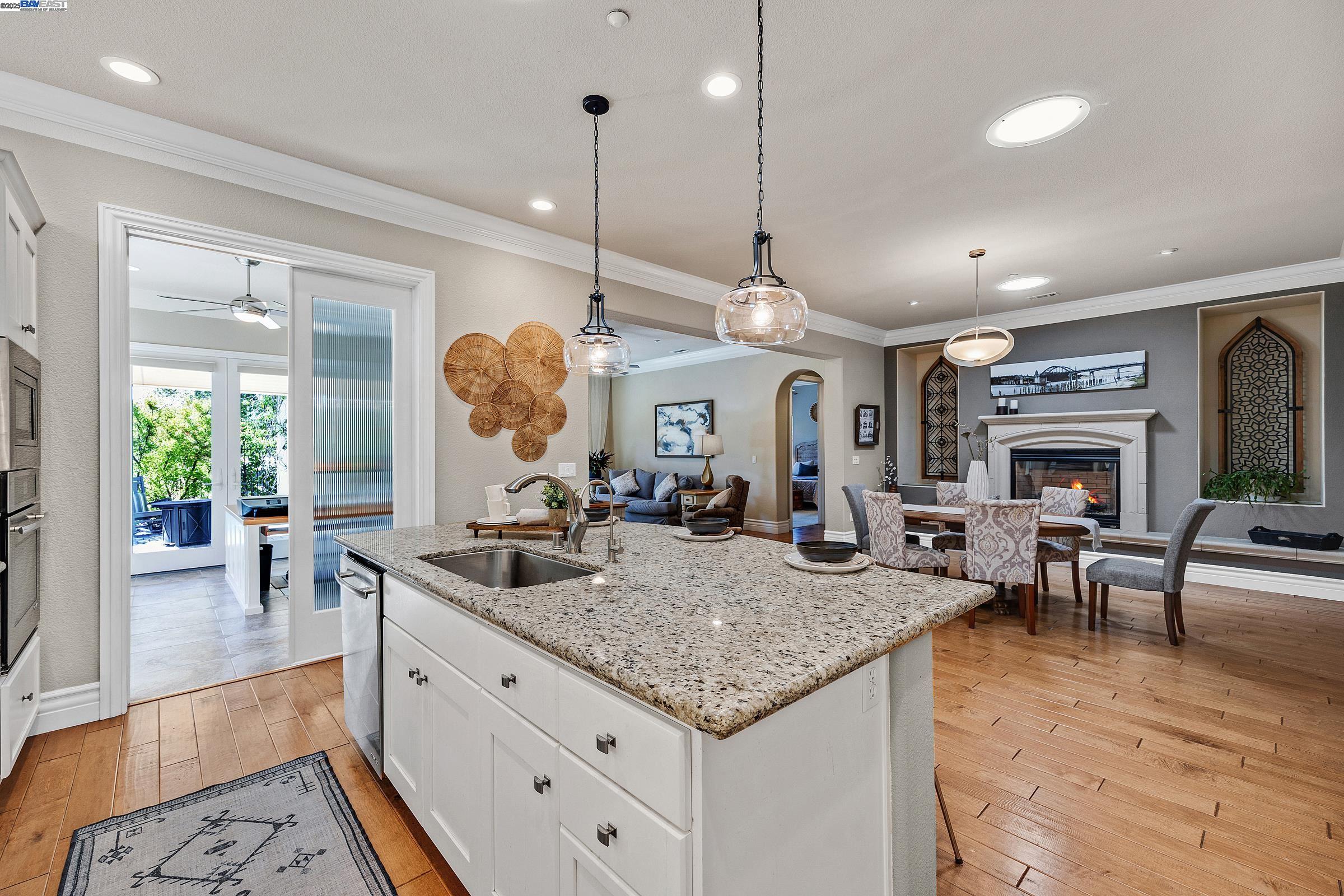 Detail Gallery Image 9 of 60 For 1737 Chardonnay Ln, Brentwood,  CA 94513 - 2 Beds | 2/1 Baths