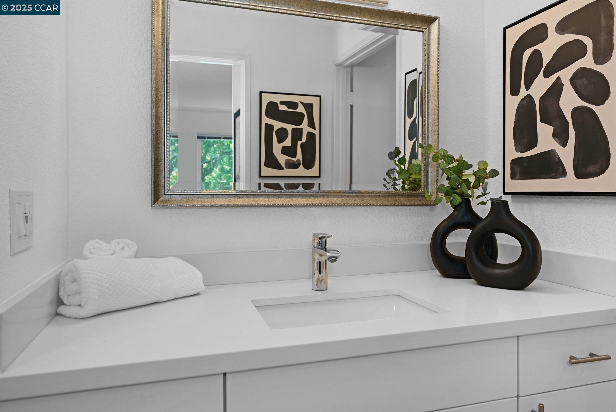 Detail Gallery Image 18 of 37 For 2251 Tice Creek Dr #2,  Walnut Creek,  CA 94595 - 1 Beds | 1 Baths