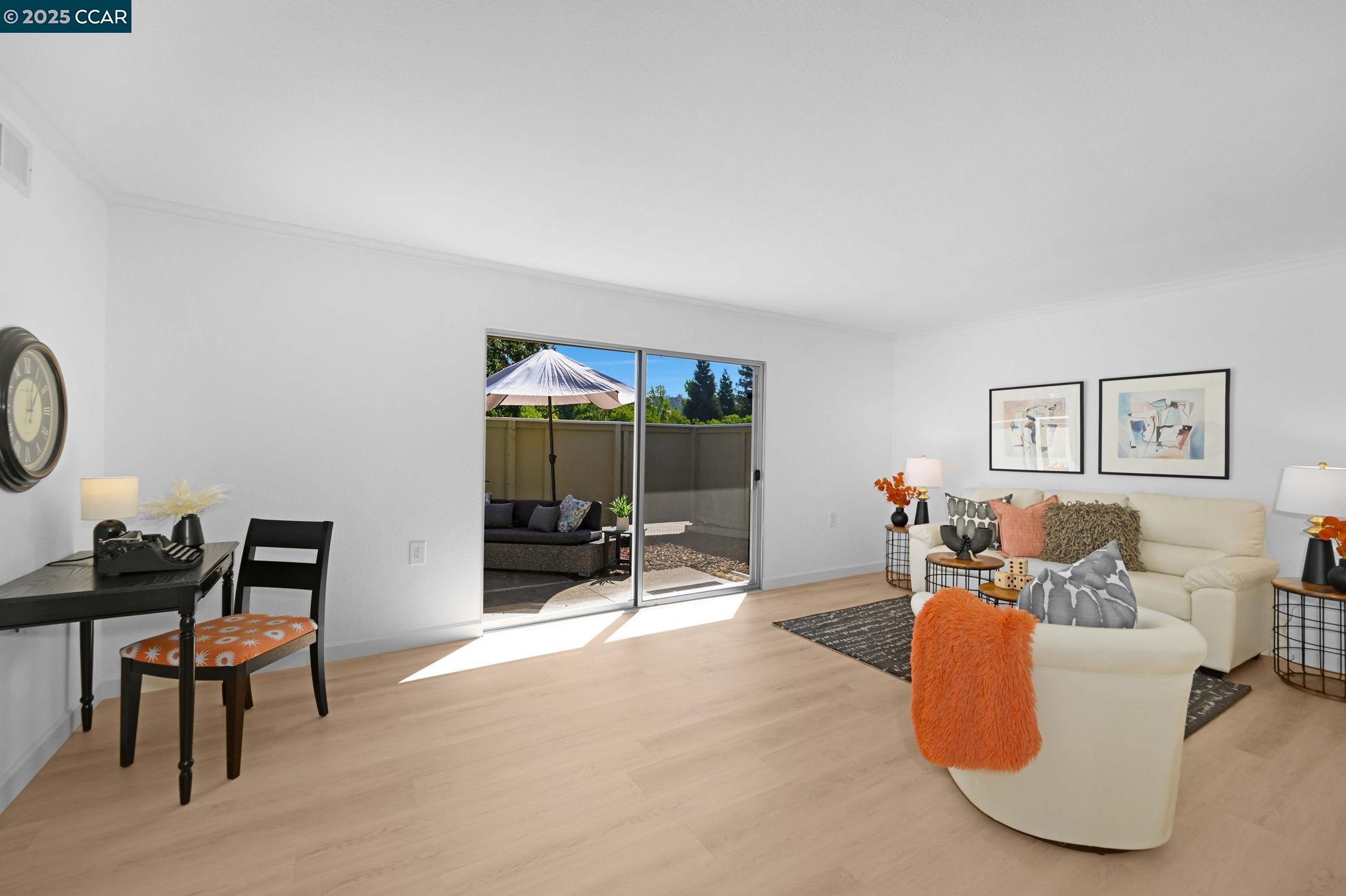 Detail Gallery Image 10 of 37 For 2251 Tice Creek Dr #2,  Walnut Creek,  CA 94595 - 1 Beds | 1 Baths