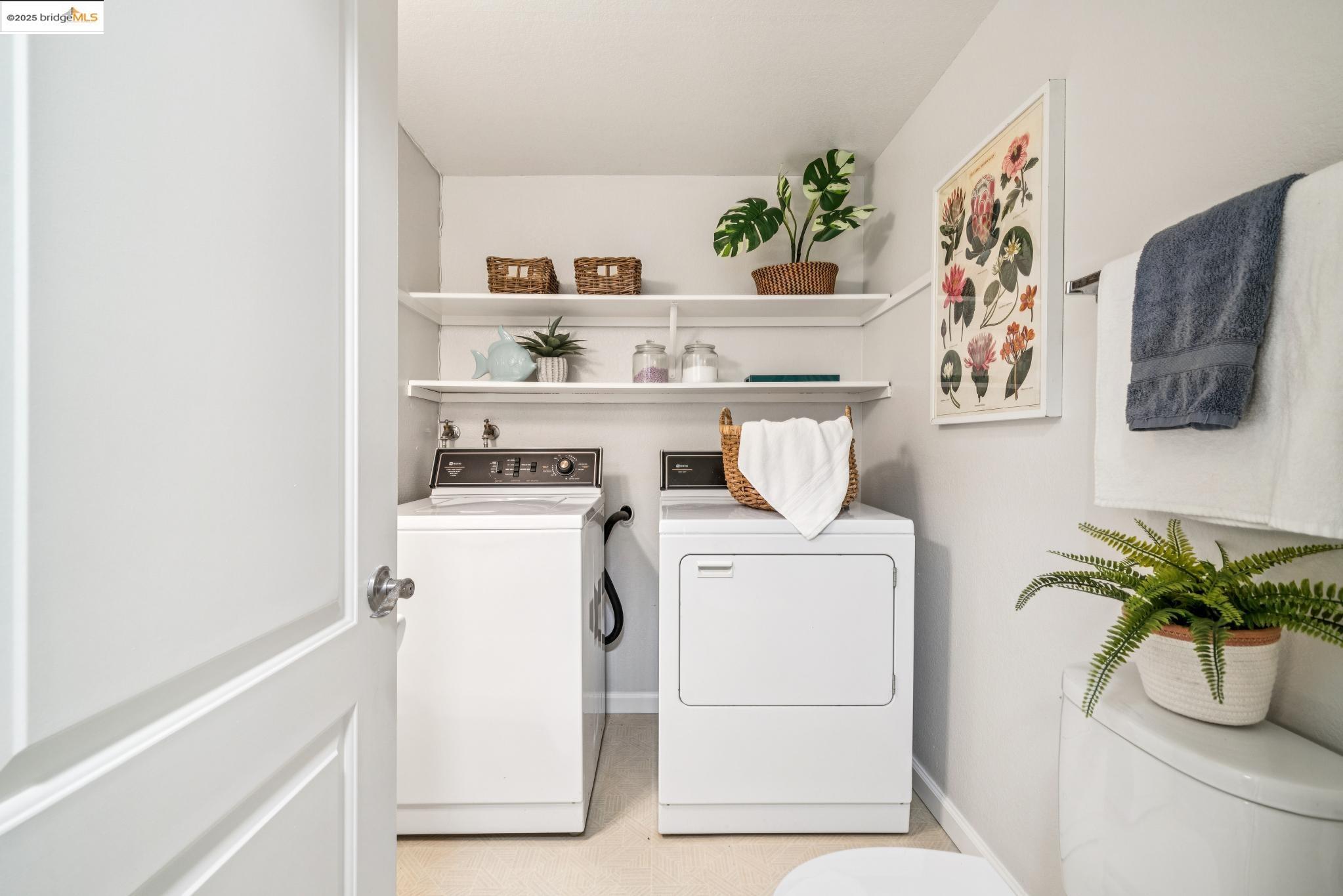 Detail Gallery Image 28 of 37 For 5400 Valley View Rd, El Sobrante,  CA 94803 - 3 Beds | 2/1 Baths