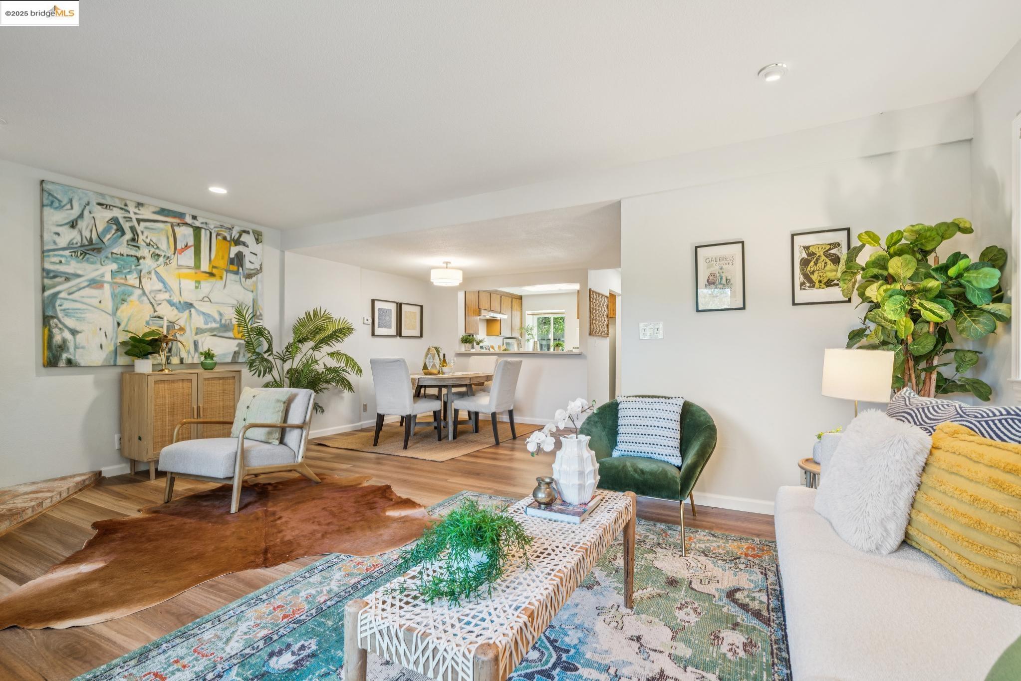 Detail Gallery Image 8 of 37 For 5400 Valley View Rd, El Sobrante,  CA 94803 - 3 Beds | 2/1 Baths