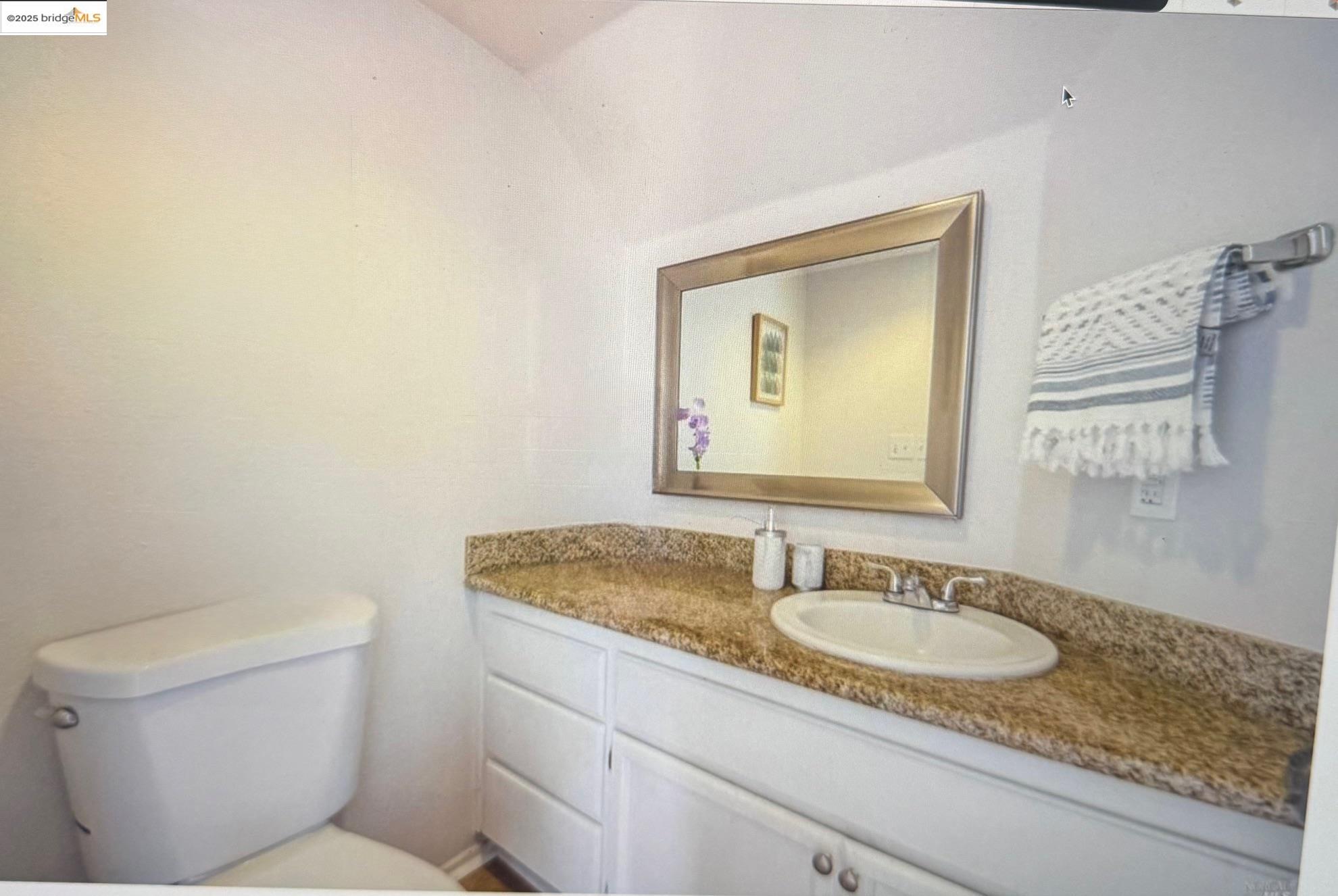 Detail Gallery Image 14 of 35 For 4907 Ridgeview Drive, Antioch,  CA 94531-7756 - 3 Beds | 2/1 Baths
