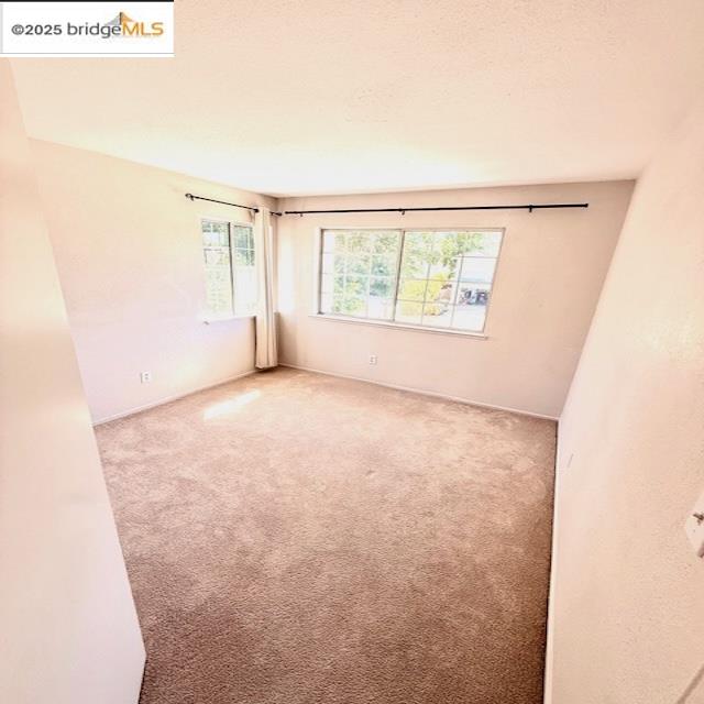Detail Gallery Image 17 of 35 For 4907 Ridgeview Drive, Antioch,  CA 94531-7756 - 3 Beds | 2/1 Baths