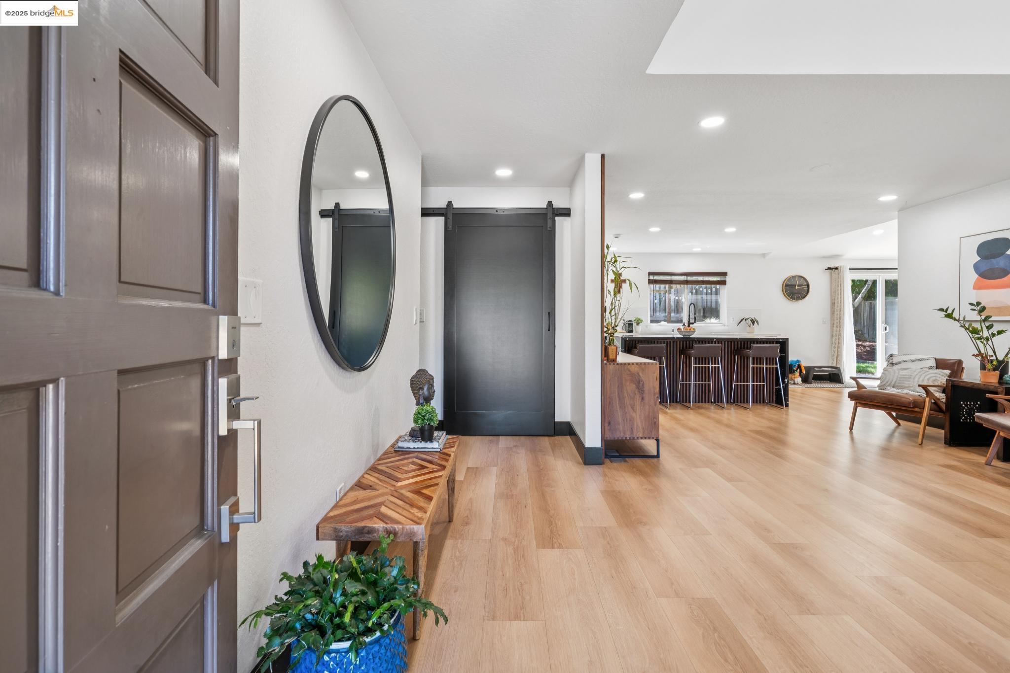 Detail Gallery Image 2 of 44 For 3093 Diablo View Rd, Pleasant Hill,  CA 94523 - 4 Beds | 2 Baths