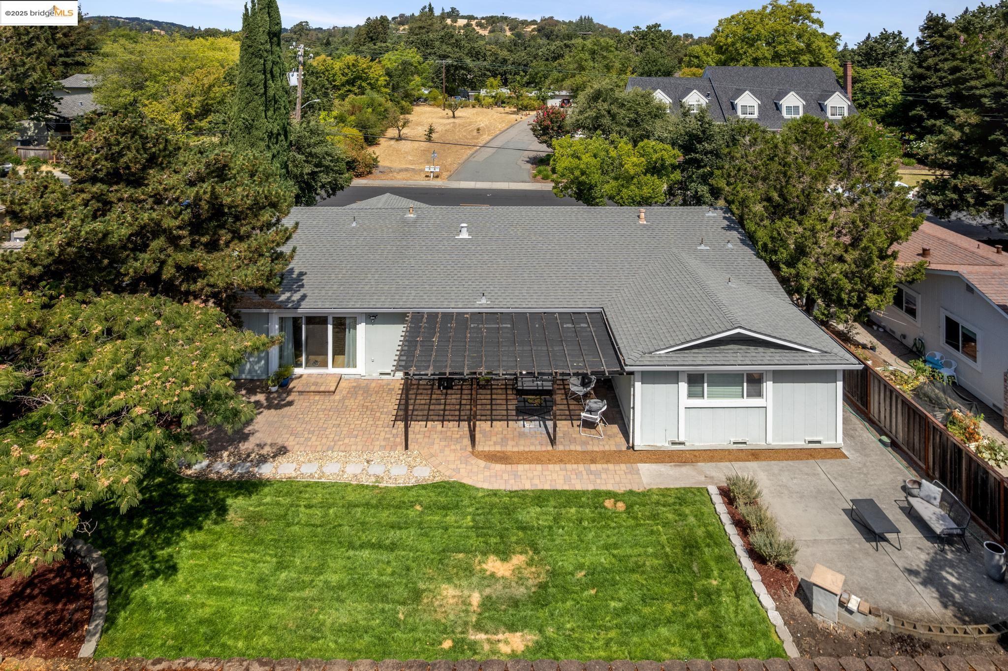 Detail Gallery Image 42 of 44 For 3093 Diablo View Rd, Pleasant Hill,  CA 94523 - 4 Beds | 2 Baths