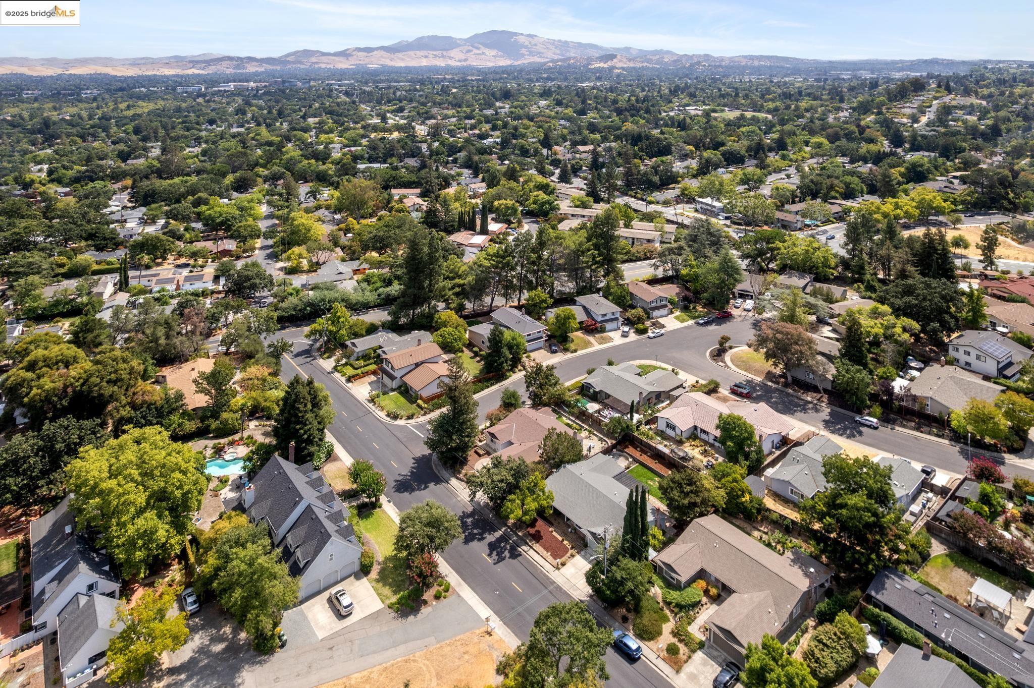 Detail Gallery Image 44 of 44 For 3093 Diablo View Rd, Pleasant Hill,  CA 94523 - 4 Beds | 2 Baths