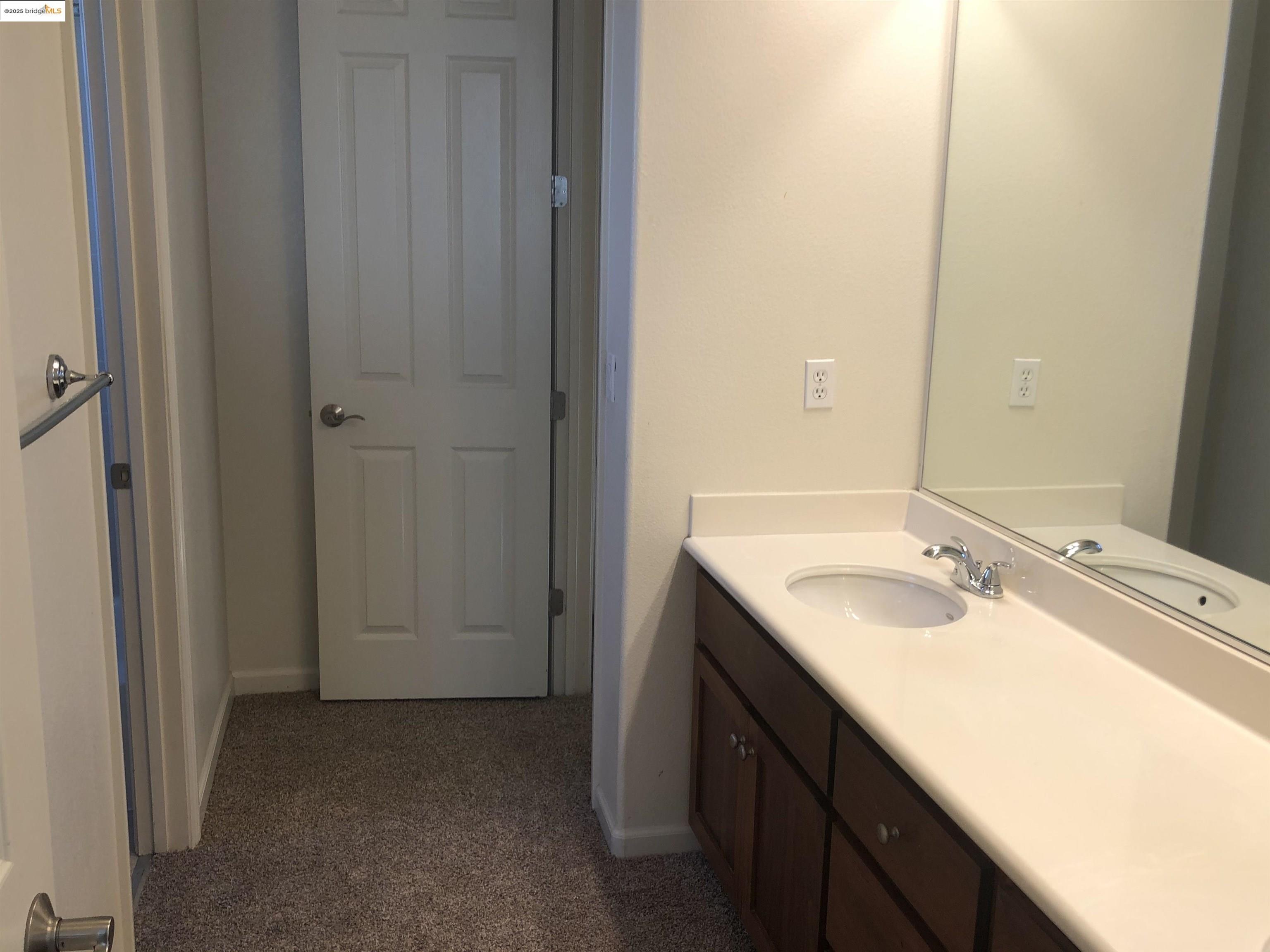 Detail Gallery Image 13 of 20 For 5666 Arcadia Cir, Discovery Bay,  CA 94505 - 4 Beds | 2/1 Baths