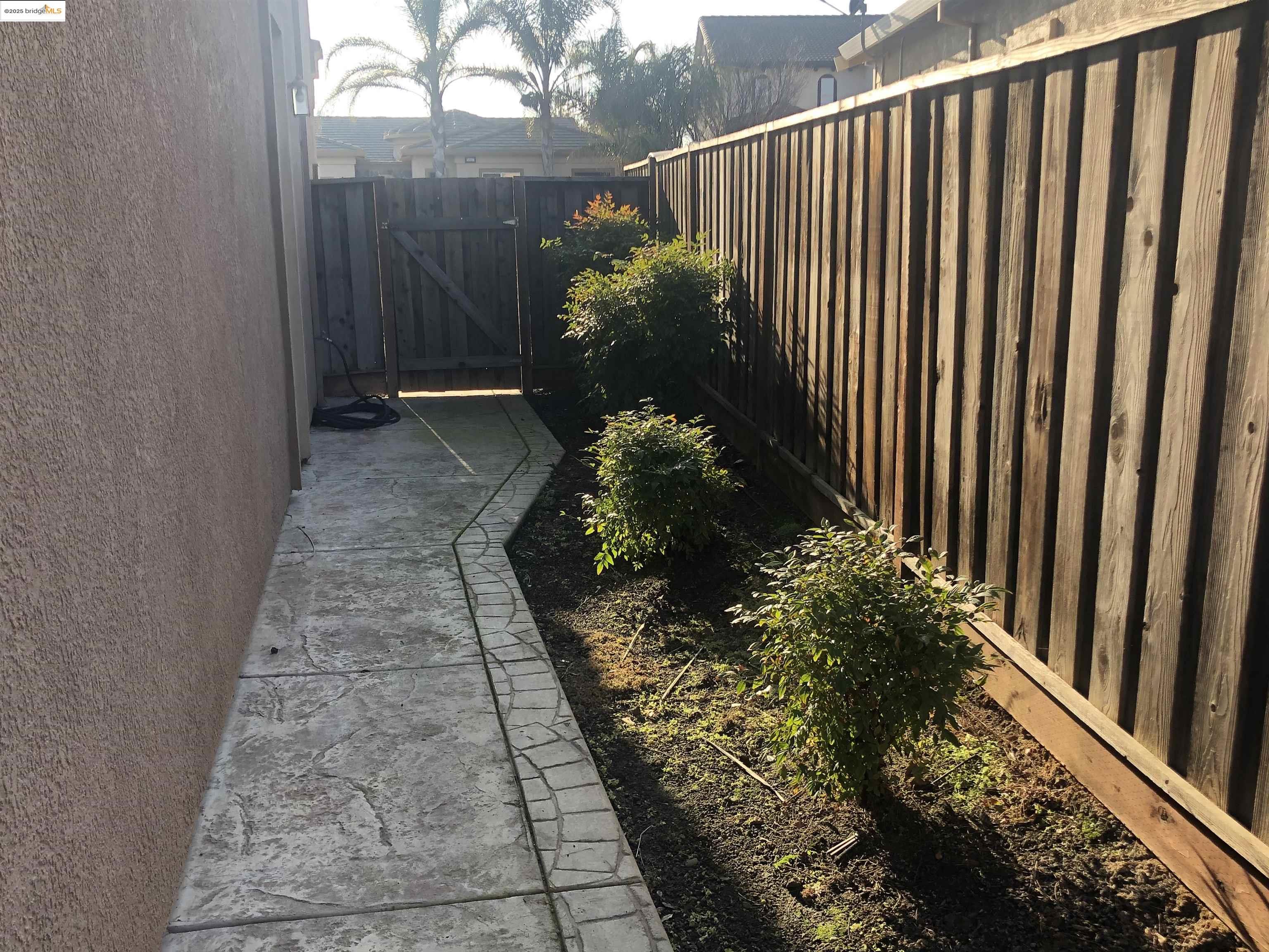 Detail Gallery Image 20 of 20 For 5666 Arcadia Cir, Discovery Bay,  CA 94505 - 4 Beds | 2/1 Baths