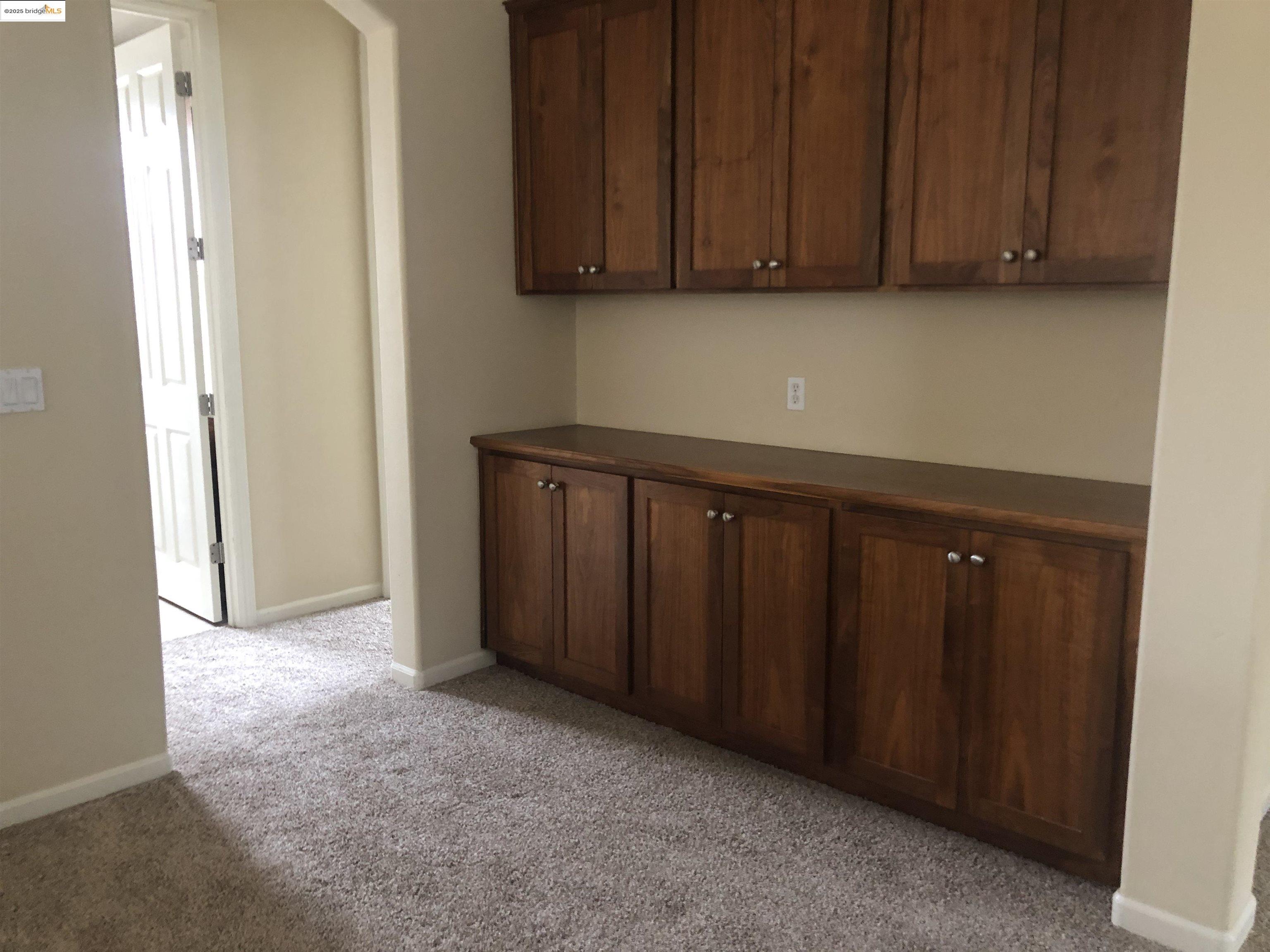 Detail Gallery Image 8 of 20 For 5666 Arcadia Cir, Discovery Bay,  CA 94505 - 4 Beds | 2/1 Baths