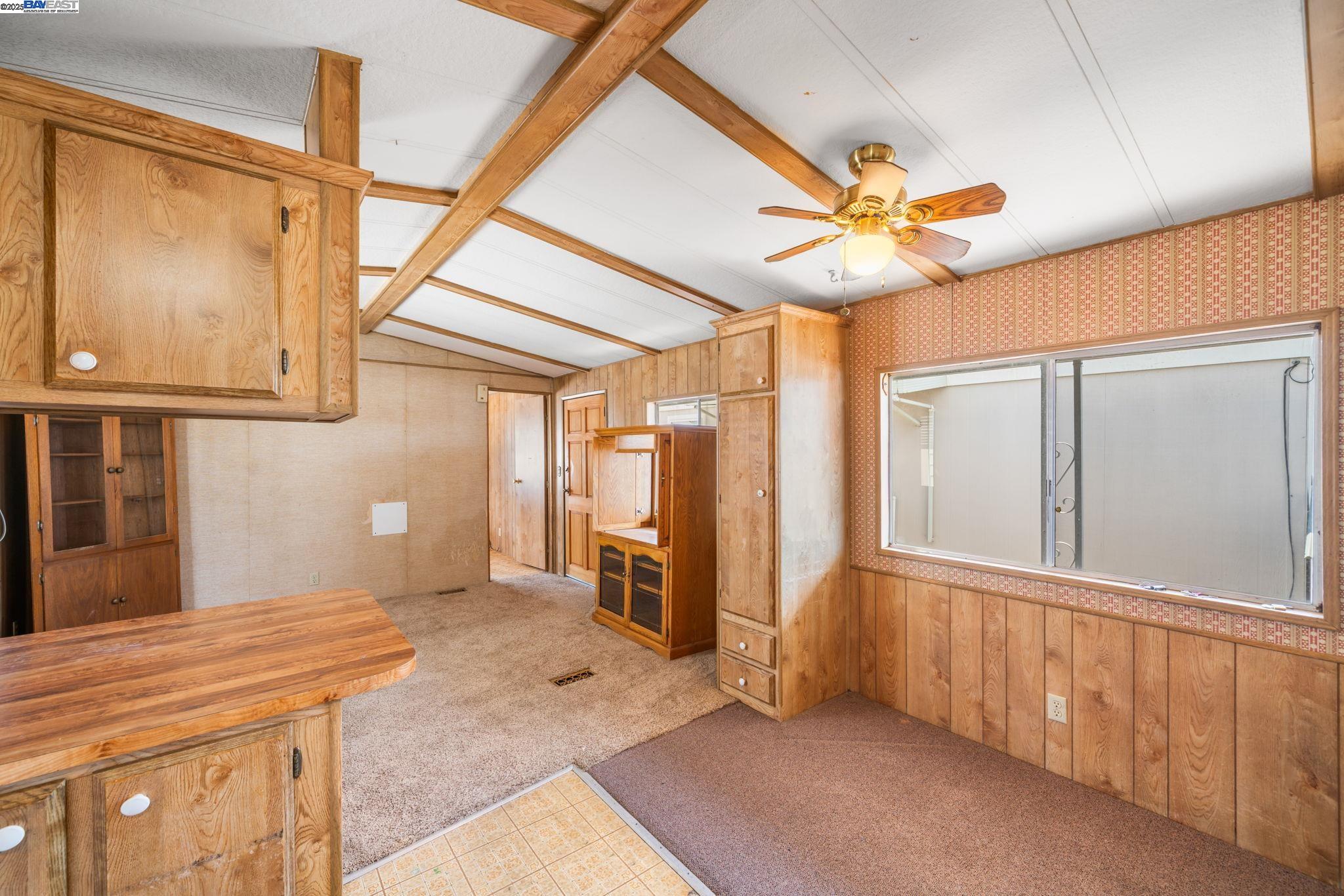 Detail Gallery Image 8 of 15 For 3998 Castro Valley Blvd Spc 27,  Castro Valley,  CA 94546 - 2 Beds | 1 Baths