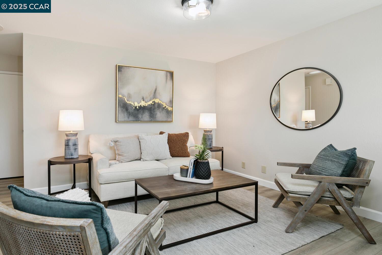 Detail Gallery Image 14 of 36 For 2073 Robb Rd, Walnut Creek,  CA 94596 - 3 Beds | 2 Baths